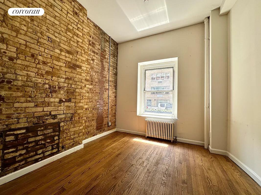 #3 photo, New York City, Yorkville , NY 10028