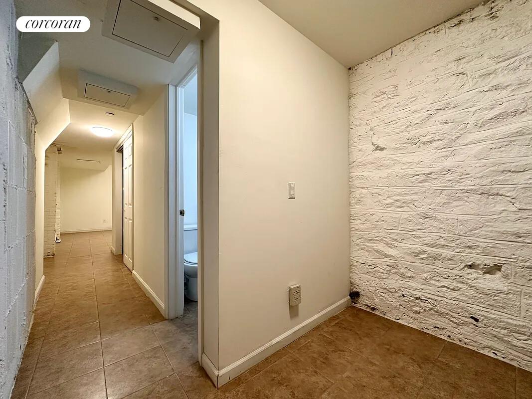 #5 photo, New York City, Yorkville , NY 10028