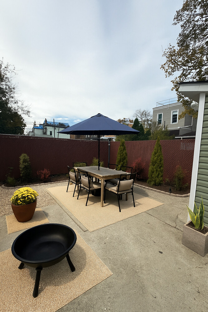 #10 photo, Brooklyn, East New York , NY 11207