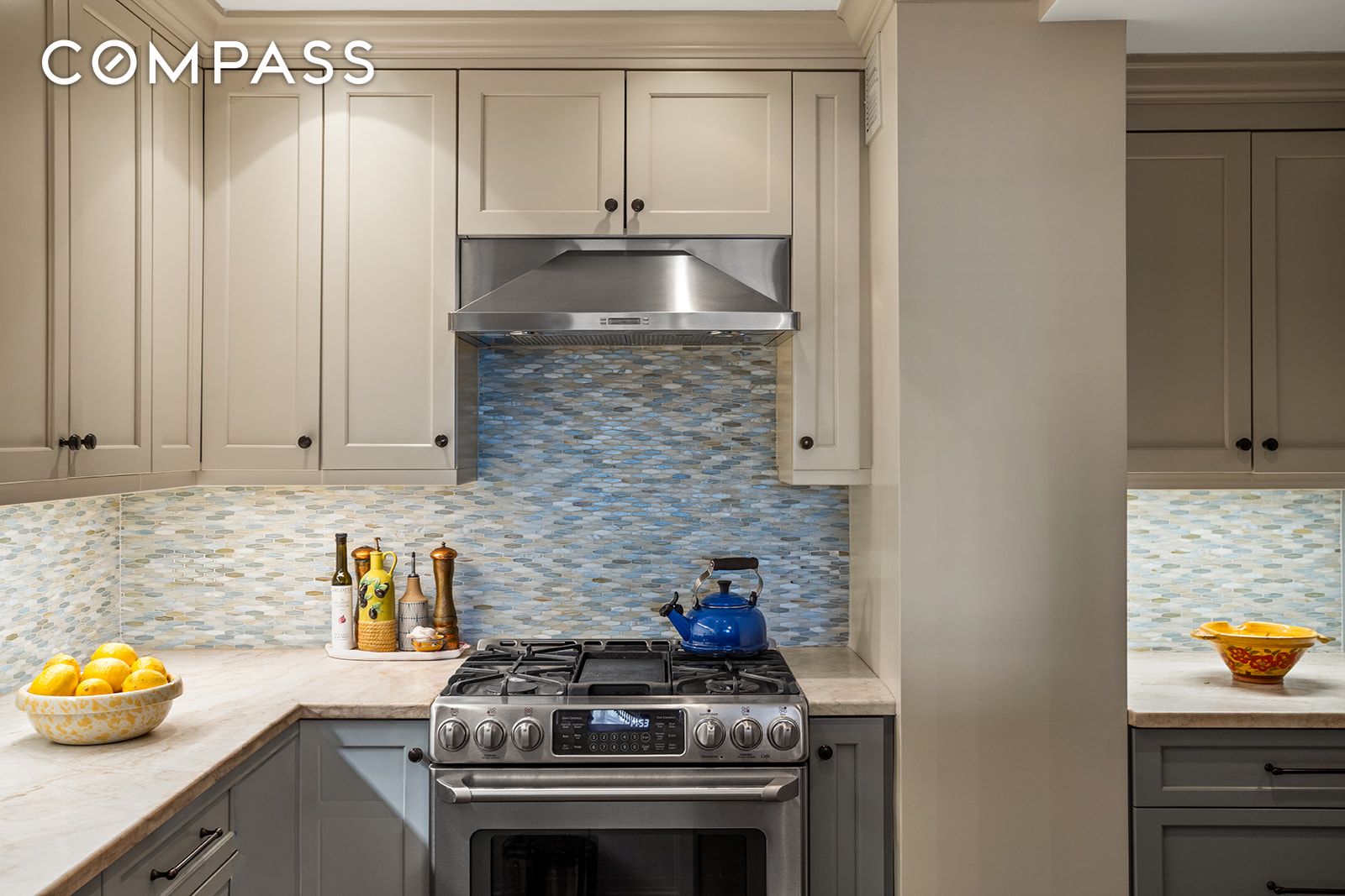 #12 photo, 200 E End Avenue, Upper East Side , NY 10128