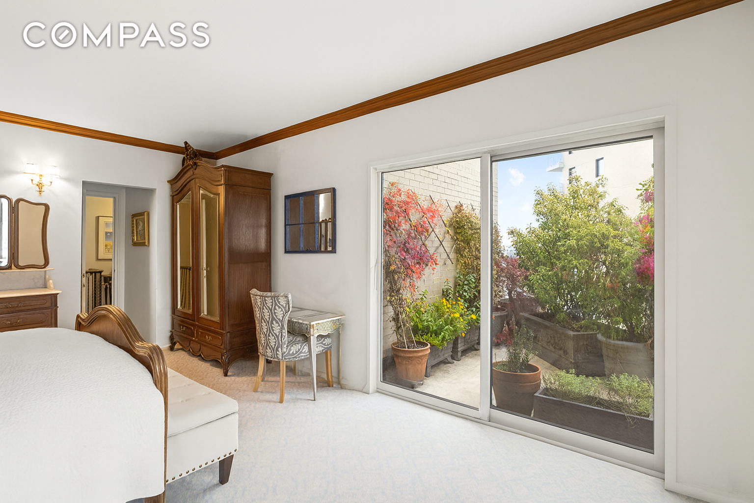 #16 photo, 200 E End Avenue, Upper East Side , NY 10128