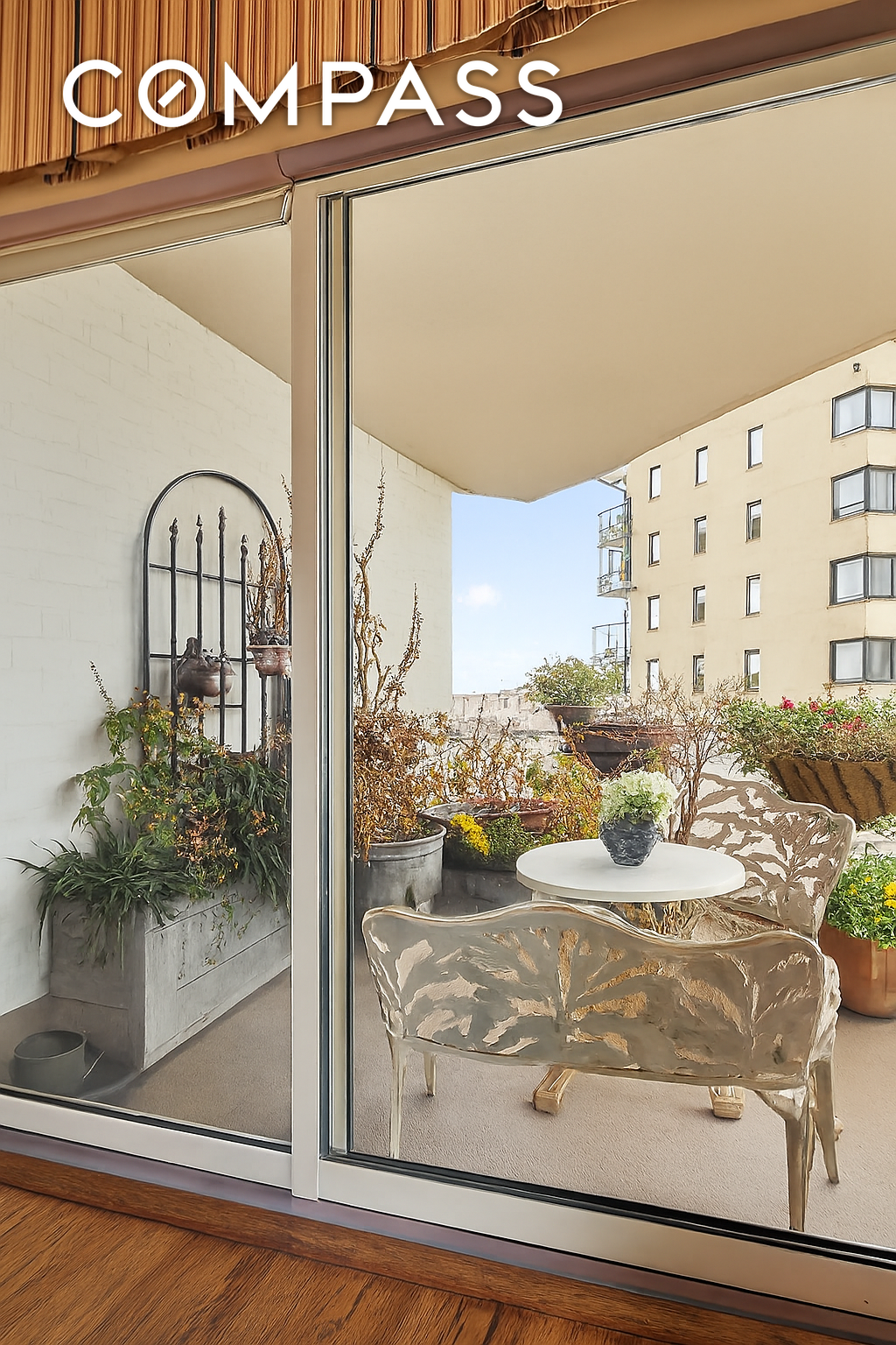 #6 photo, 200 E End Avenue, Upper East Side , NY 10128