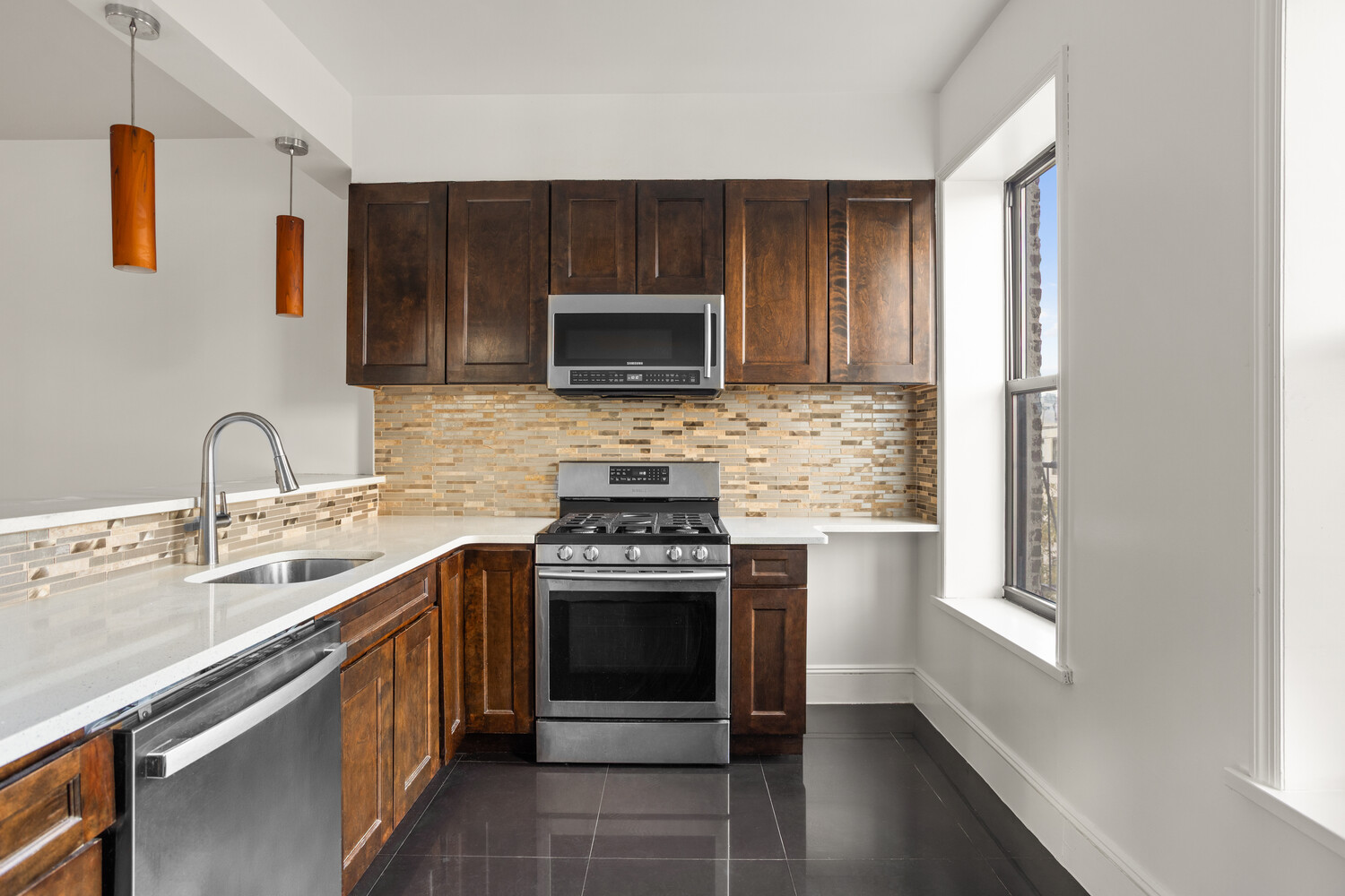 #4 photo, Ridgewood, Ridgewood , NY 11385