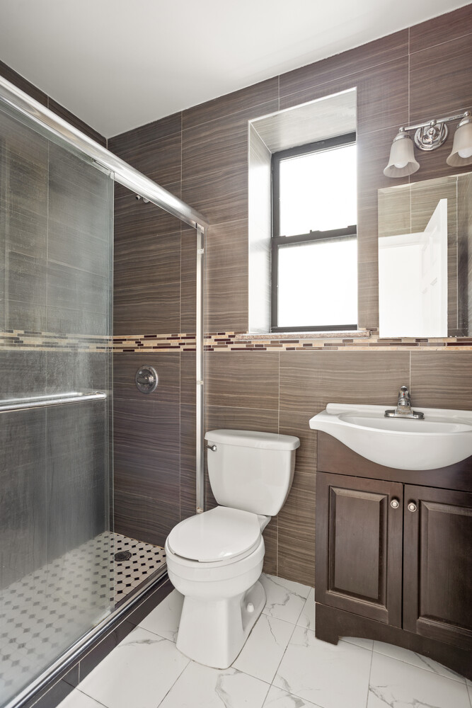 #7 photo, Ridgewood, Ridgewood , NY 11385