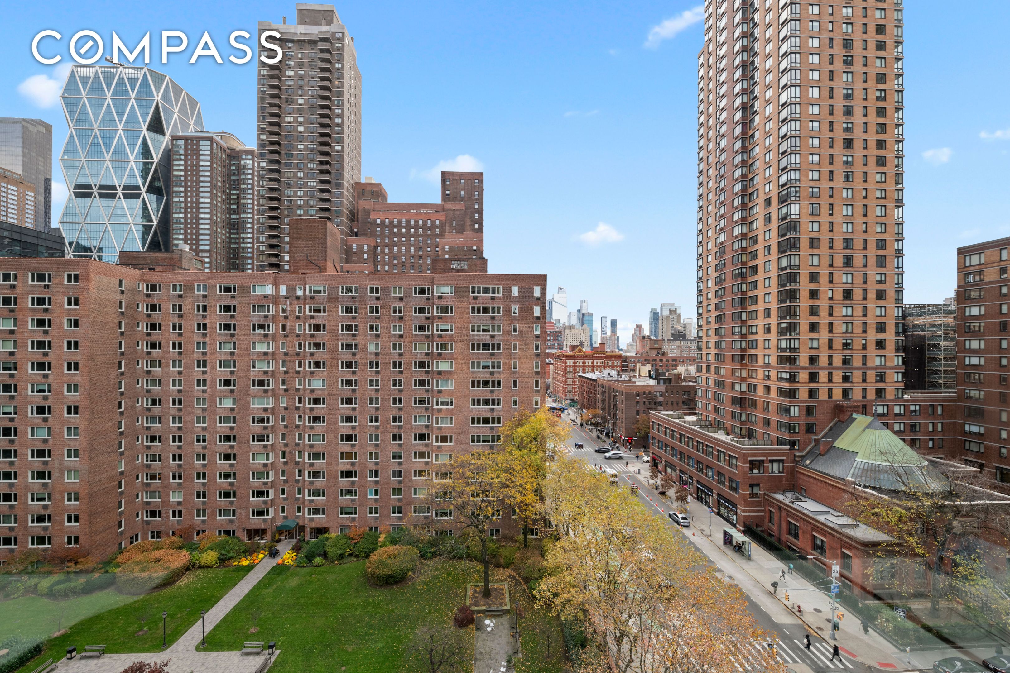 #4 photo, 30 W 60th Street, Upper West Side , NY 10023