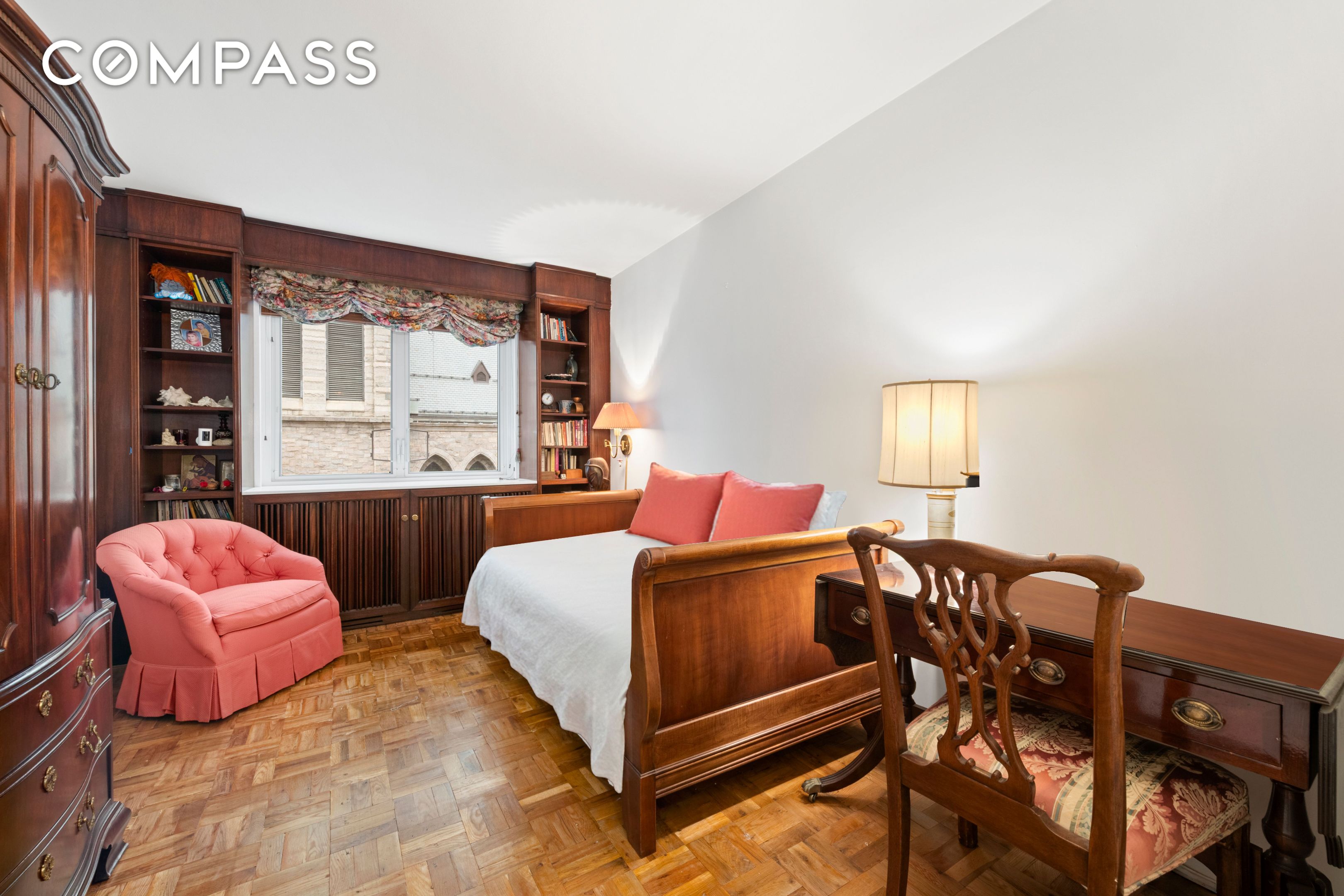 #8 photo, 30 W 60th Street, Upper West Side , NY 10023
