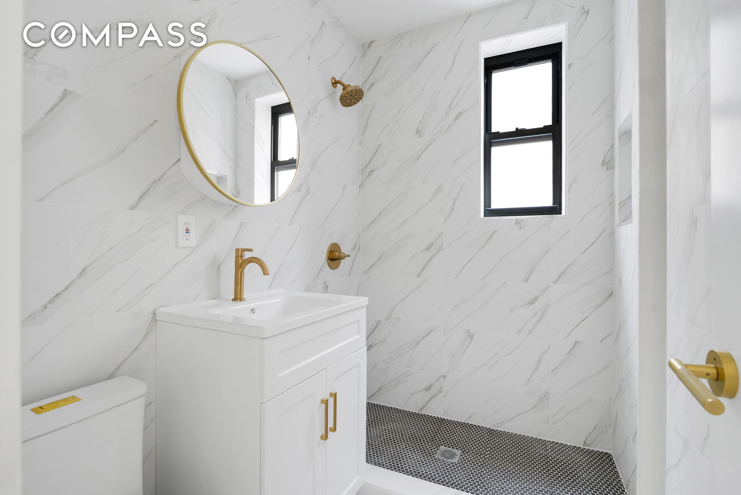 #4 photo, 48 W 138th Street, Central Harlem , NY 10037