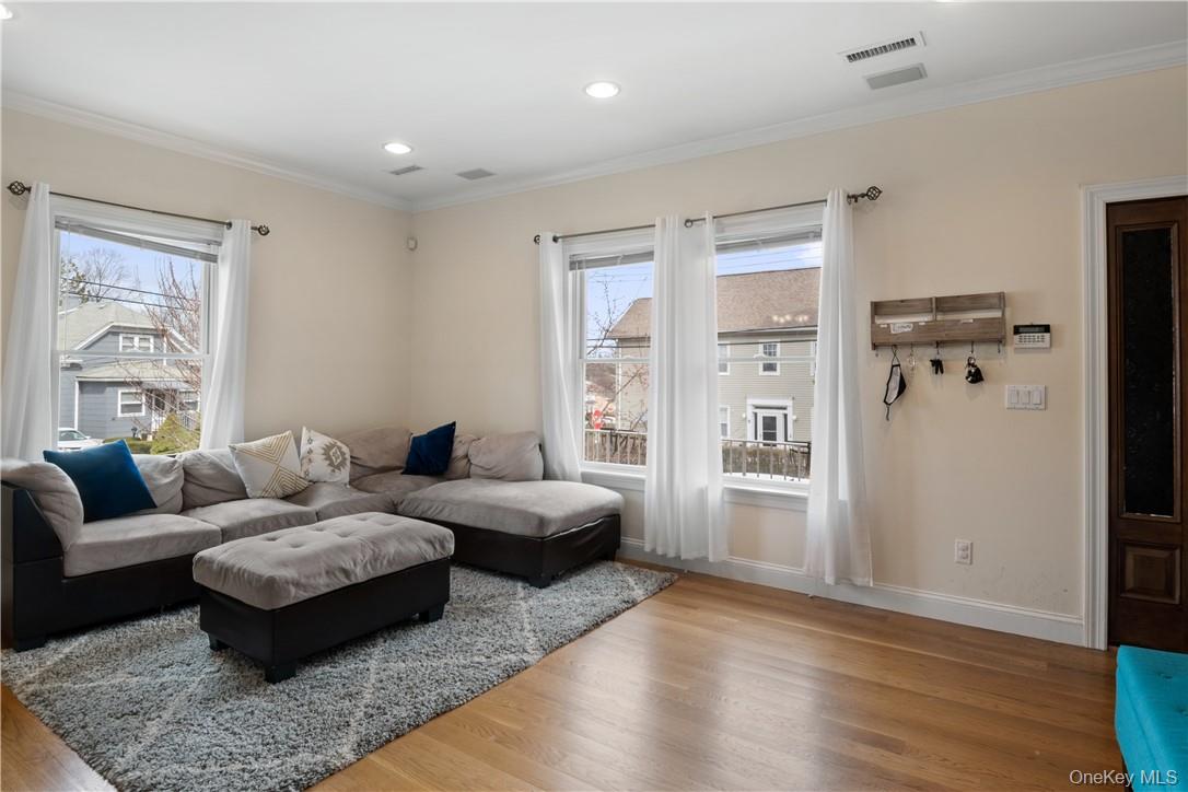 #7 photo, 46 Morgan Street, Eastchester , NY 10709