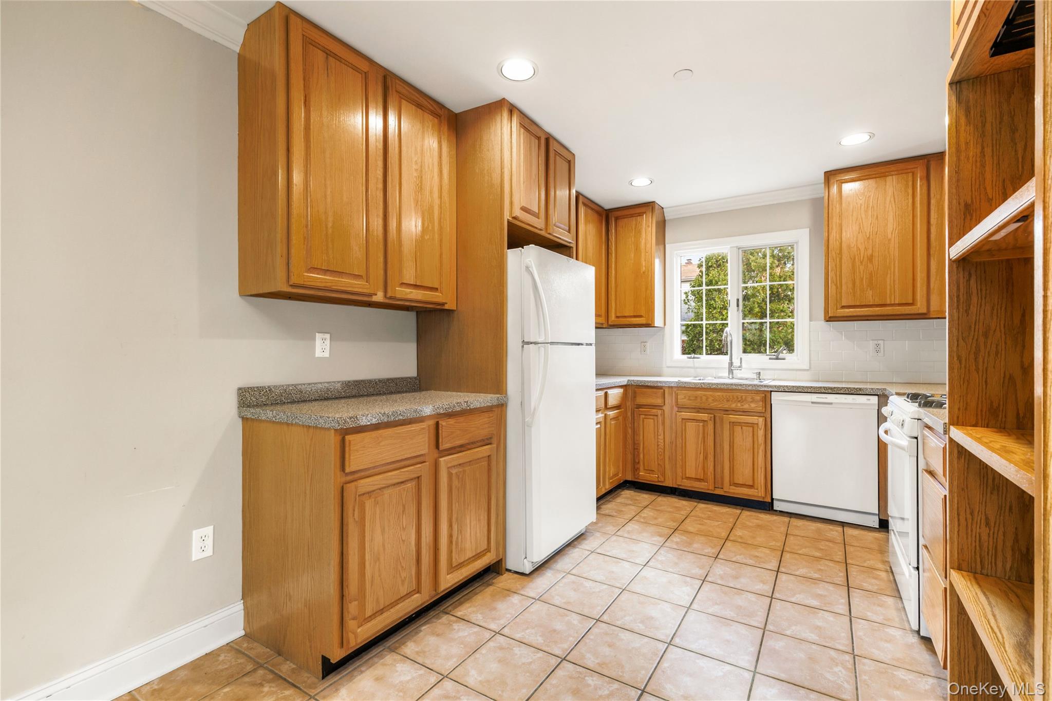 #5 photo, 2 GOLDWIN Street, Rye , NY 10580