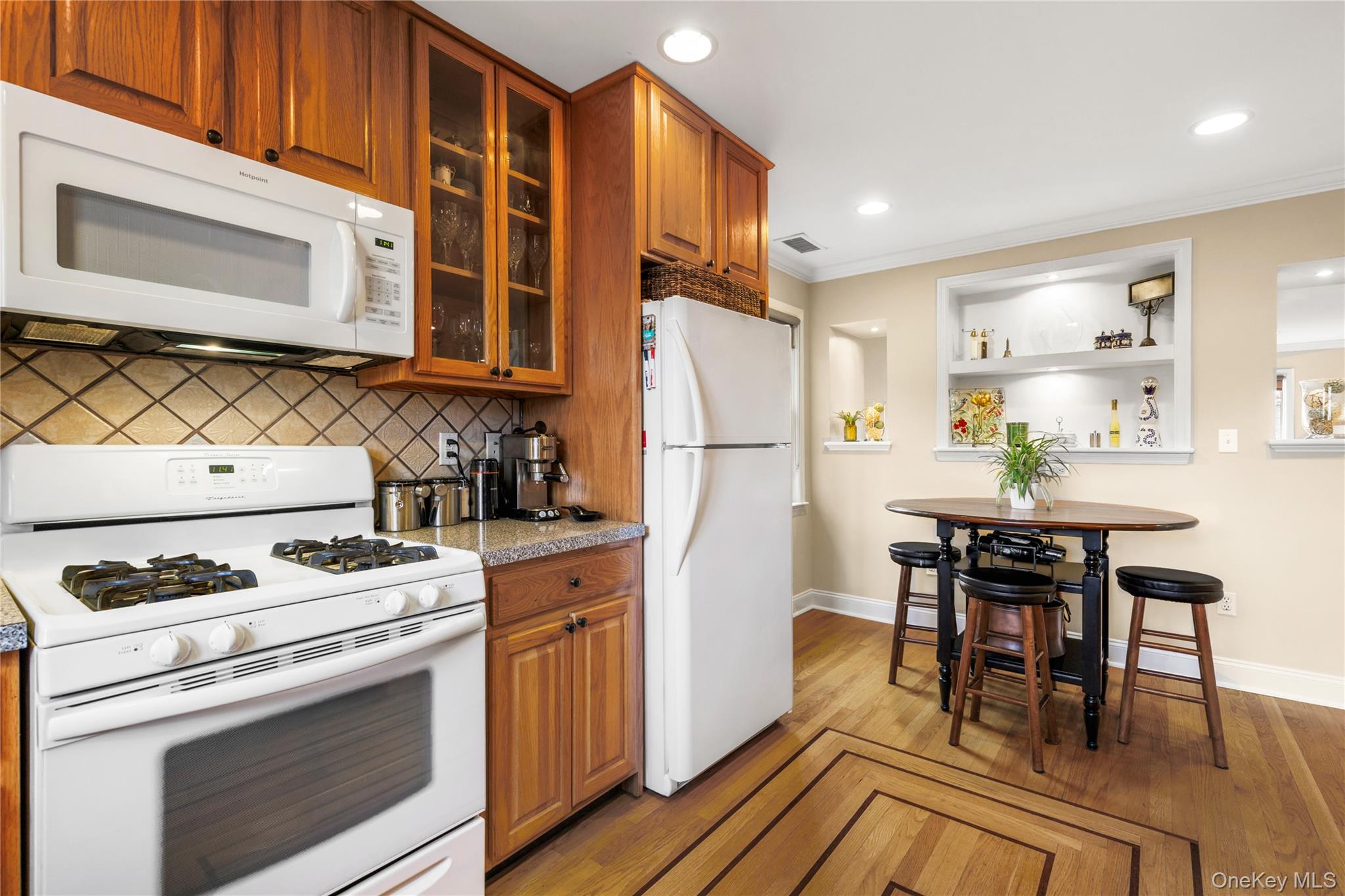 #10 photo, 2 GOLDWIN Street, Rye , NY 10580