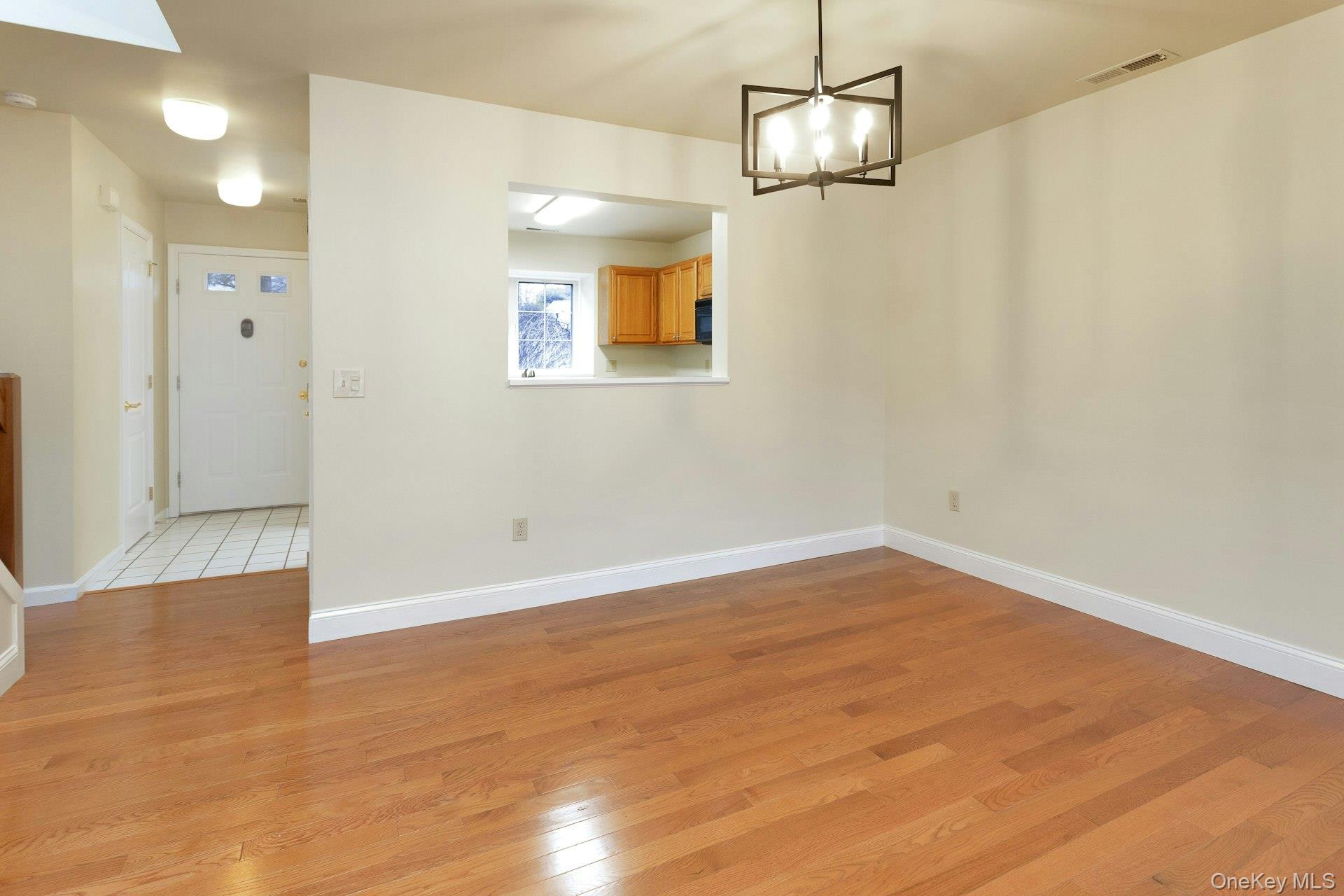 #8 photo, 5603 Applewood Circle, Carmel , NY 10512