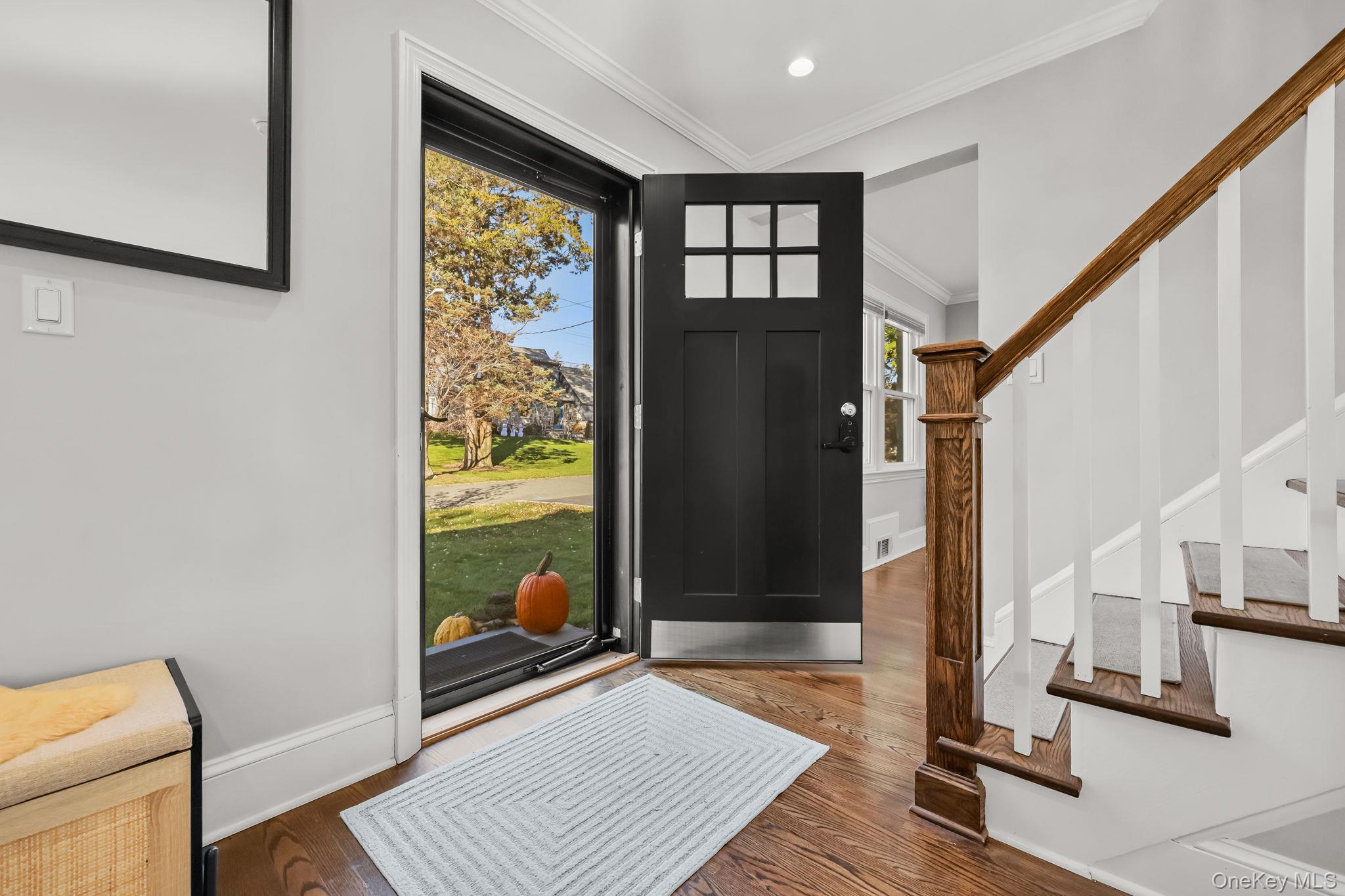 #2 photo, 112 Clarence Road, 纽约州 Scarsdale , NY 10583