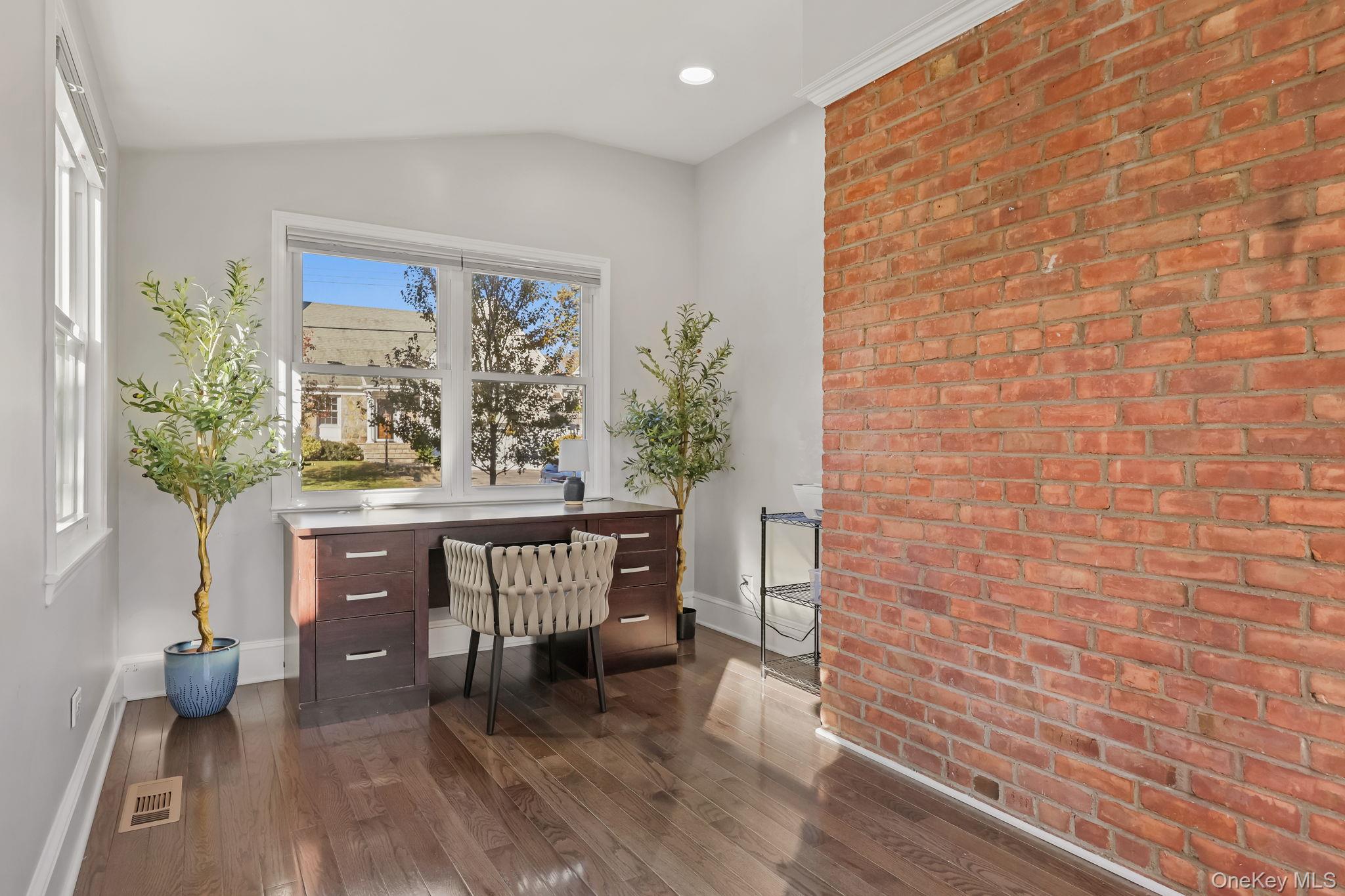 #6 photo, 112 Clarence Road, 纽约州 Scarsdale , NY 10583