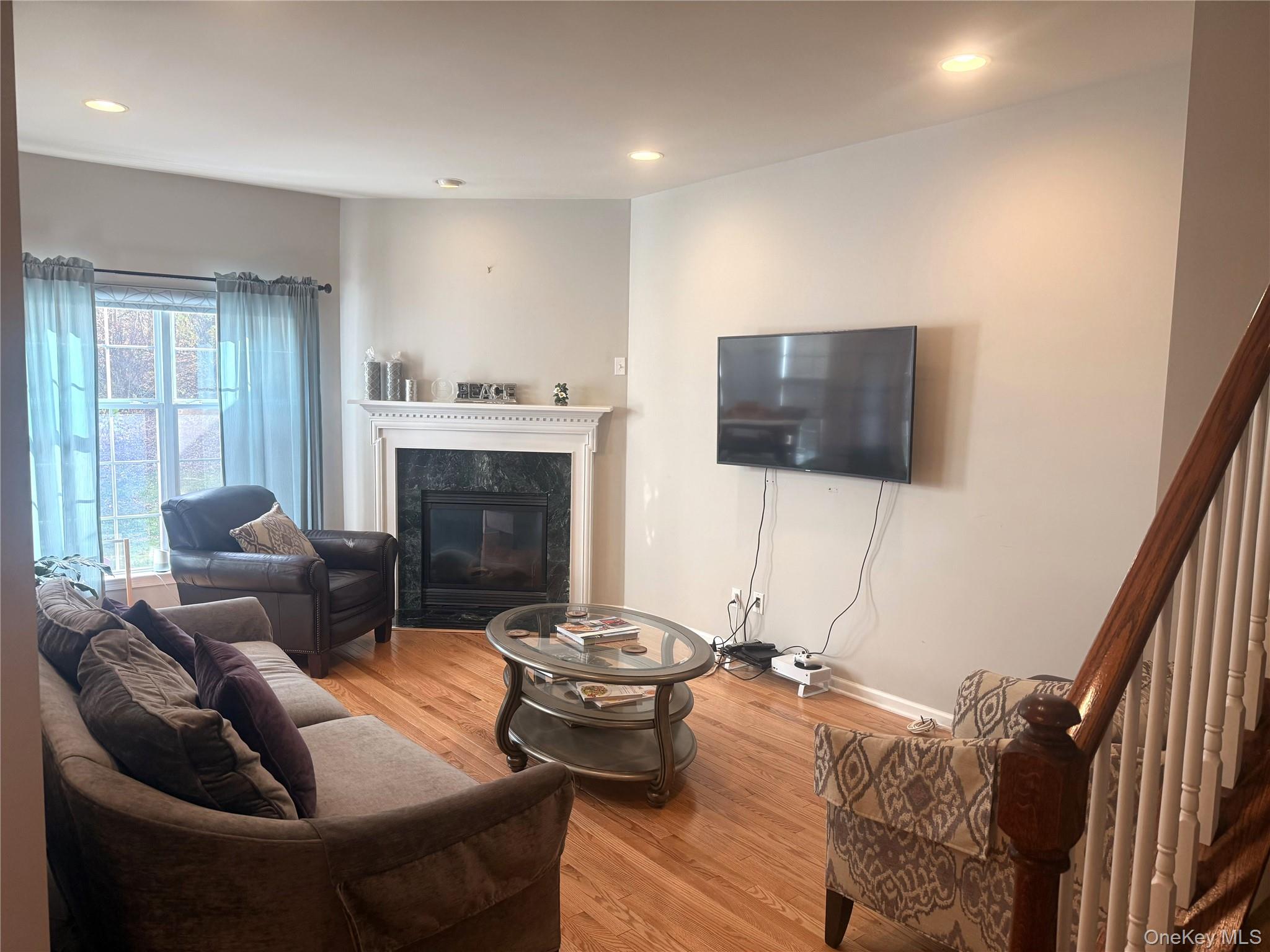 #4 photo, 733 Huntington Drive, Fishkill , NY 12524