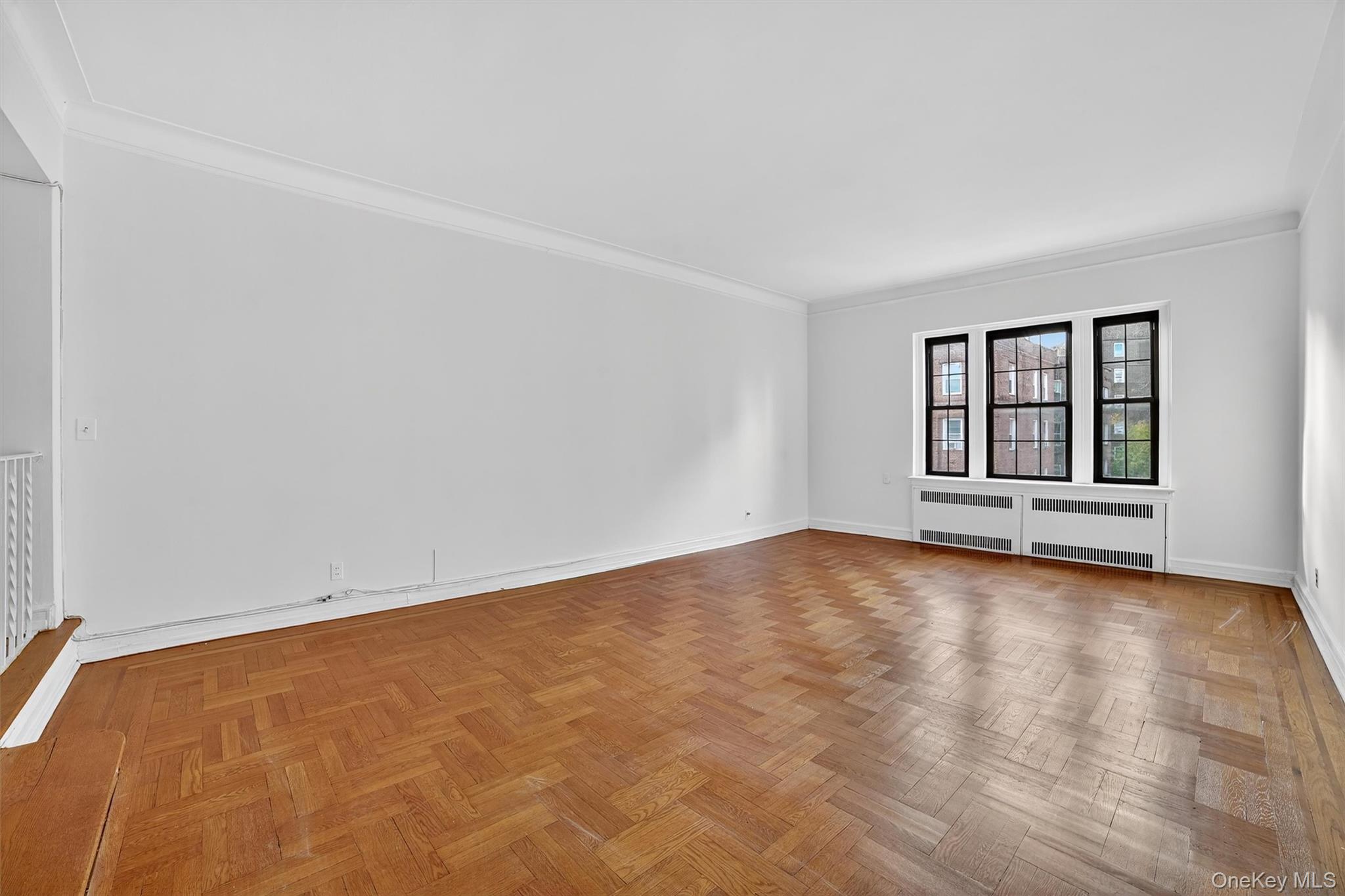 #19 photo, 35 Parkview Avenue, Bronxville , NY 10708