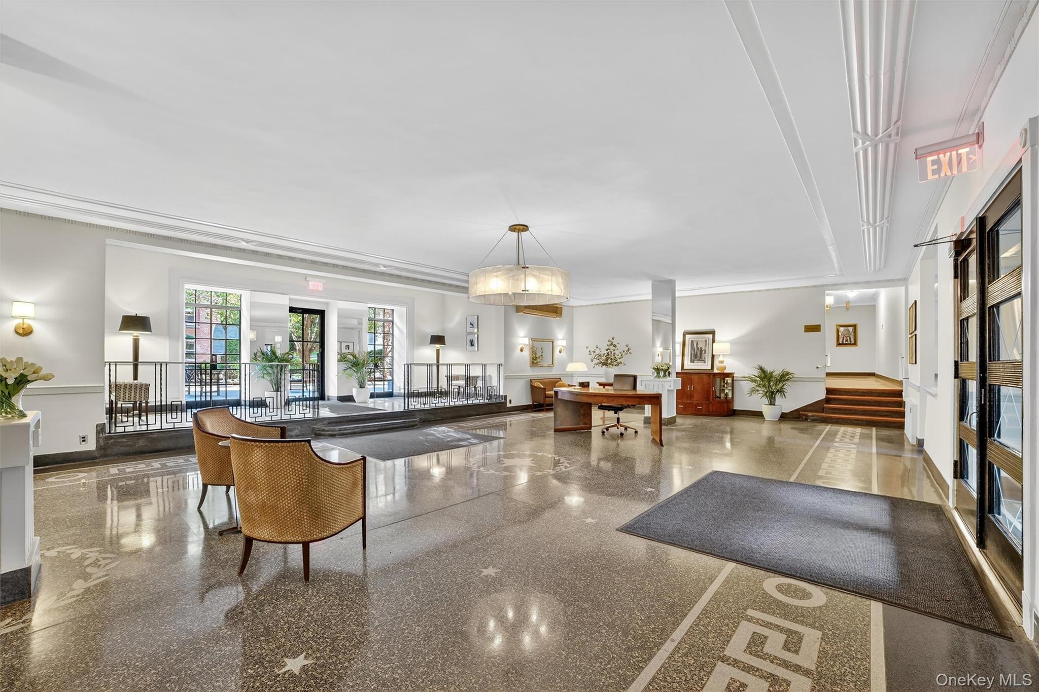 #5 photo, 35 Parkview Avenue, Bronxville , NY 10708