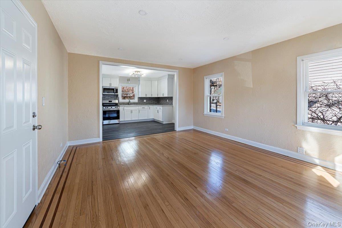 #8 photo, 57 Putnam Avenue, Yonkers , NY 10705