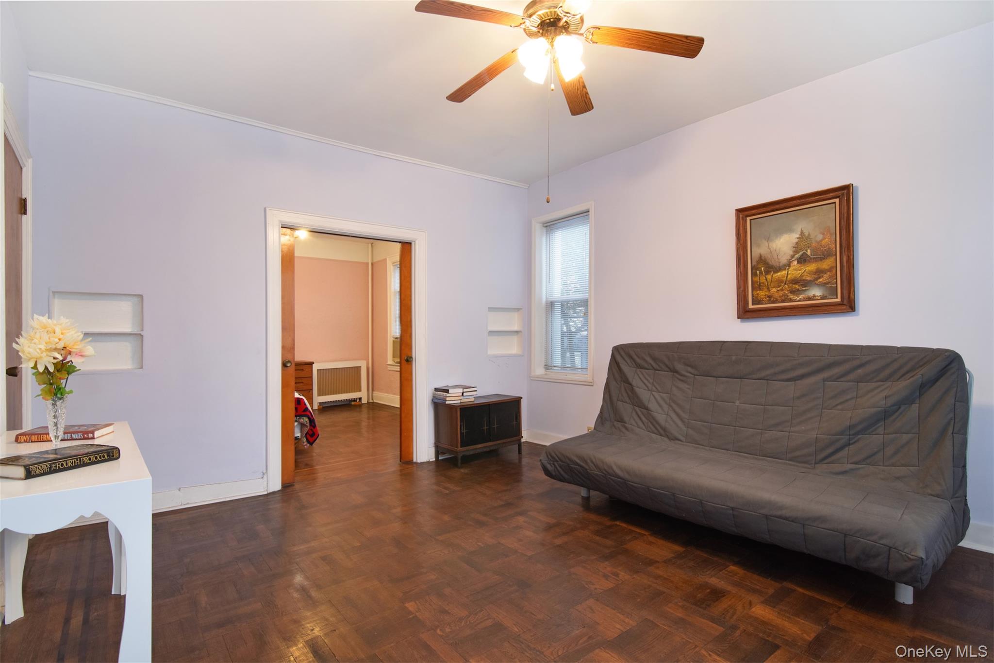 #19 photo, 1087 Pierce Avenue, Bronx , NY 10461