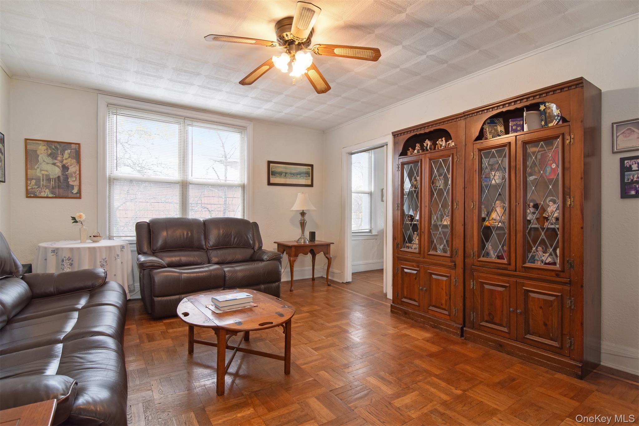 #6 photo, 1087 Pierce Avenue, Bronx , NY 10461