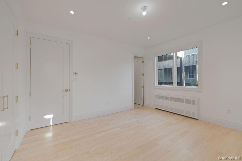 #10 photo, 27 Ellish Parkway, Spring Valley , NY 10977