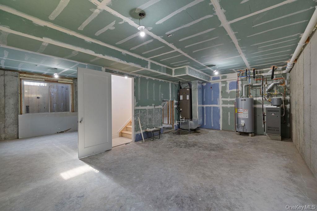 #19 photo, 27 Ellish Parkway, Spring Valley , NY 10977