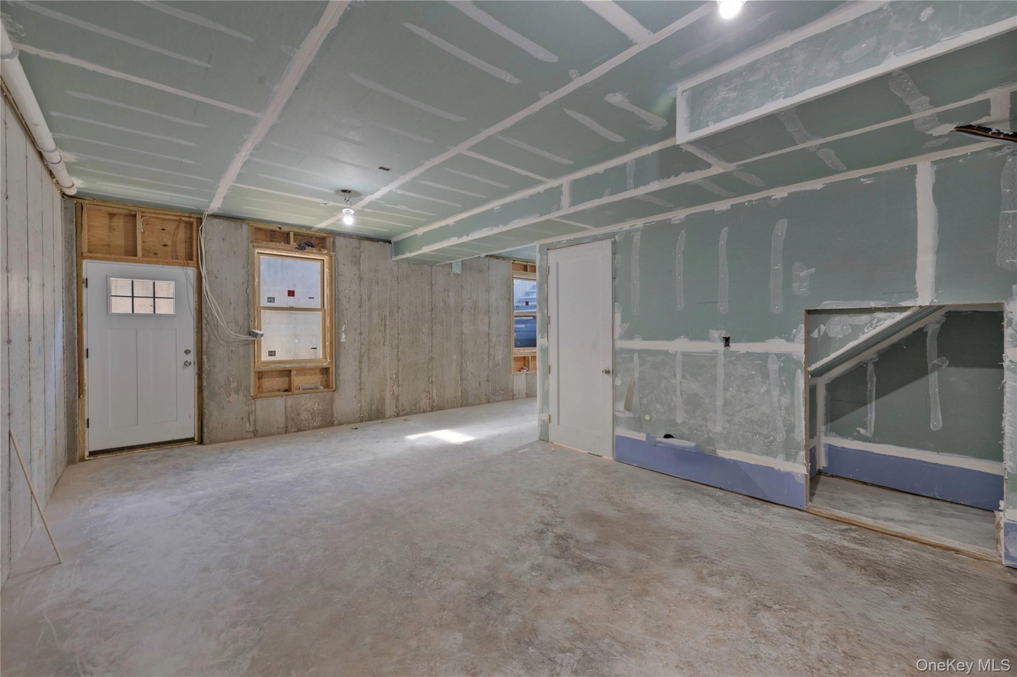 #20 photo, 27 Ellish Parkway, Spring Valley , NY 10977