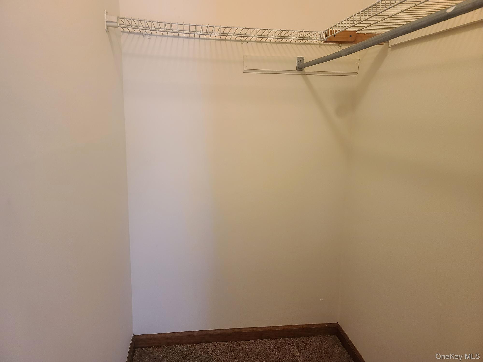 #11 photo, 1022 Violet Avenue, Hyde Park , NY 12538