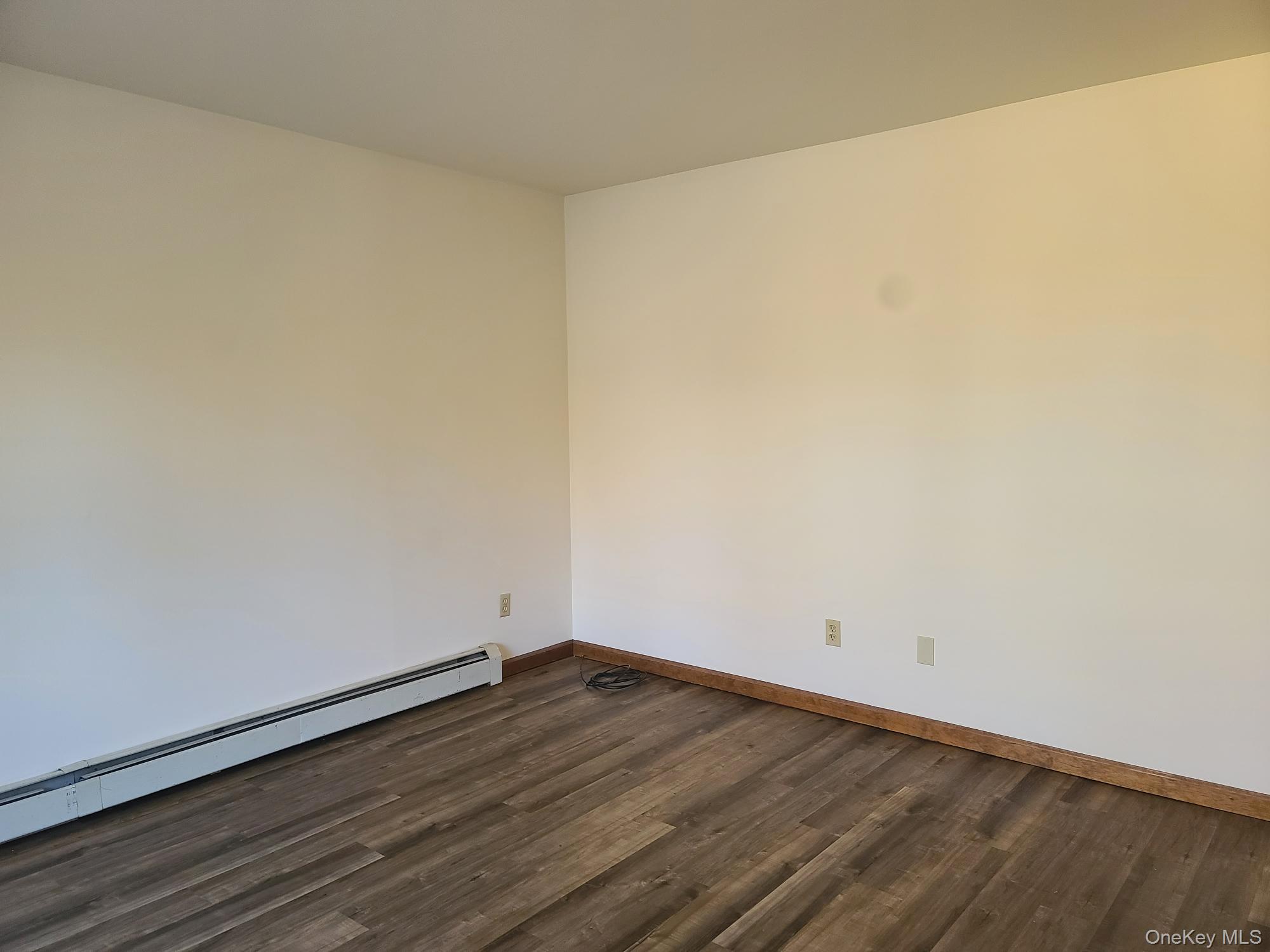 #4 photo, 1022 Violet Avenue, Hyde Park , NY 12538