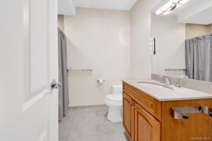 #13 photo, 257 Central Avenue, White Plains , NY 10606