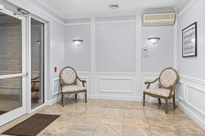 #17 photo, 257 Central Avenue, White Plains , NY 10606