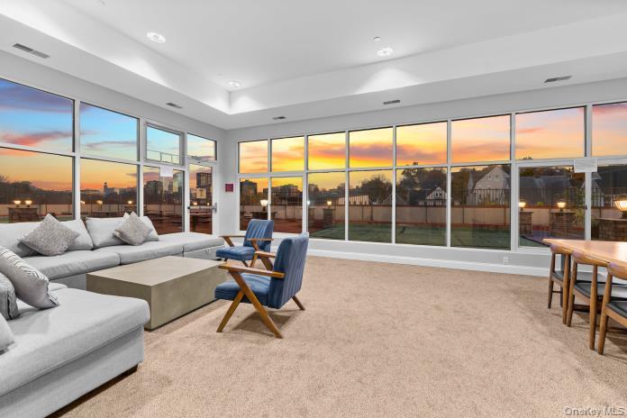 #19 photo, 257 Central Avenue, White Plains , NY 10606