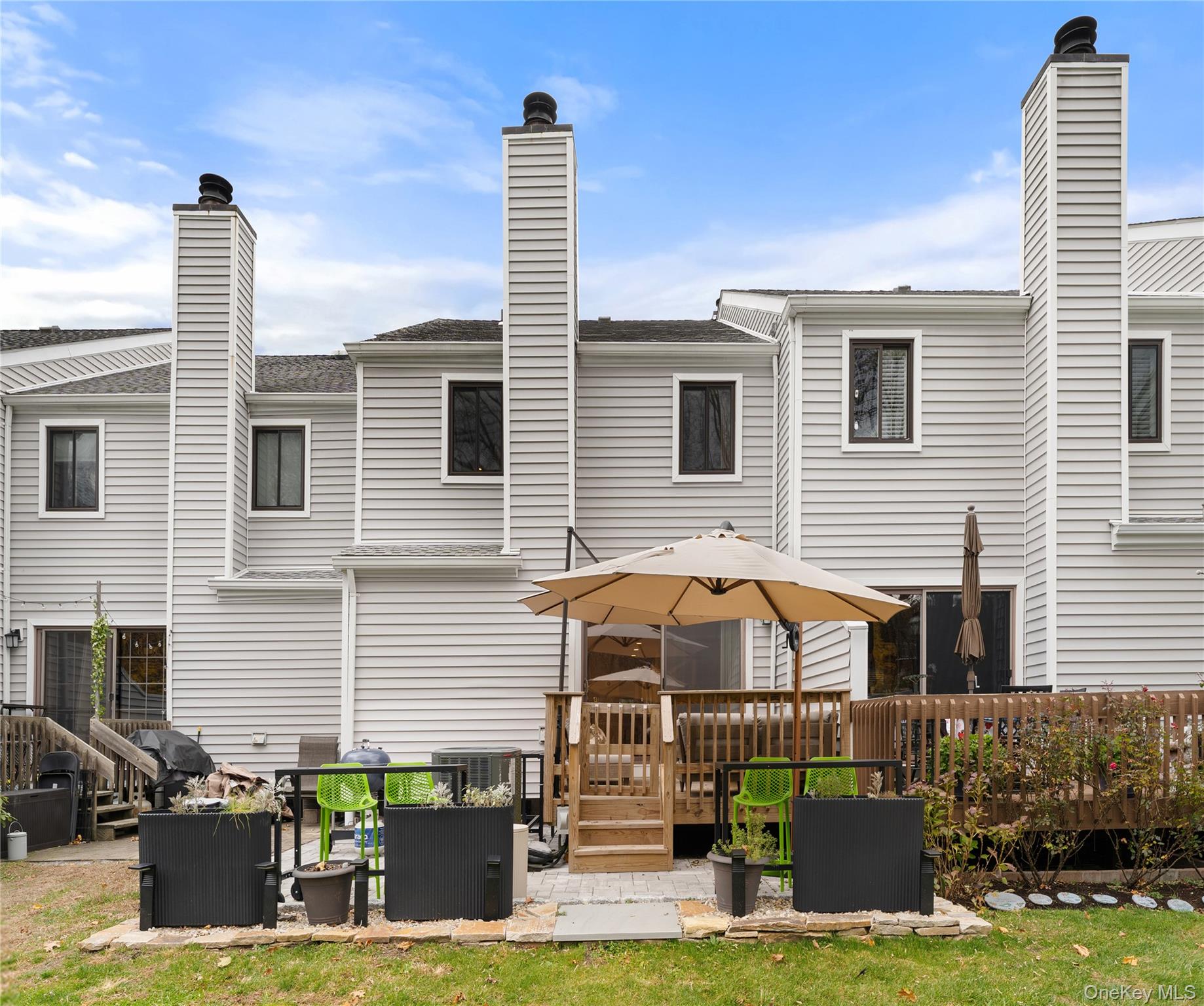 #16 photo, 17 Ledgewood Commons, Millwood , NY 10546