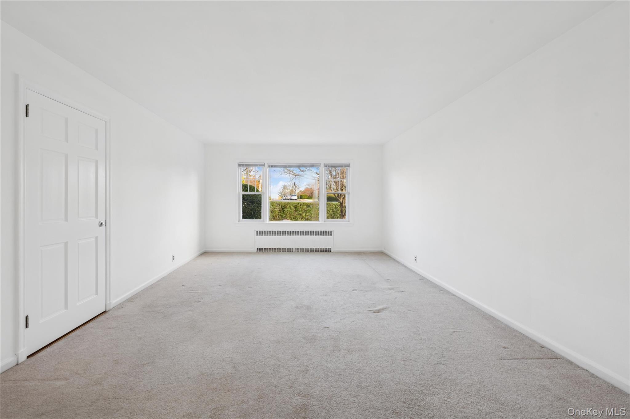 #3 photo, 138 Colonial Place, New Rochelle , NY 10801