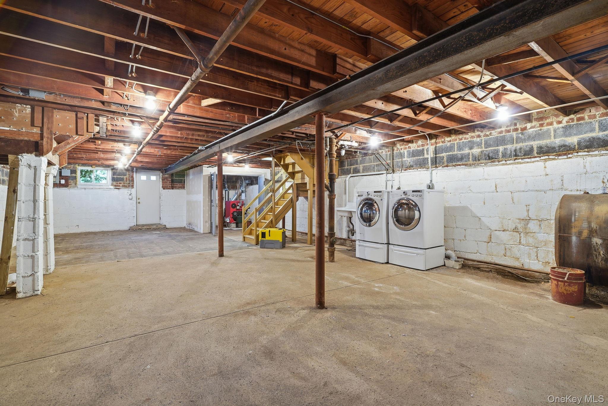 #14 photo, 2335 Young Avenue, Bronx , NY 10469