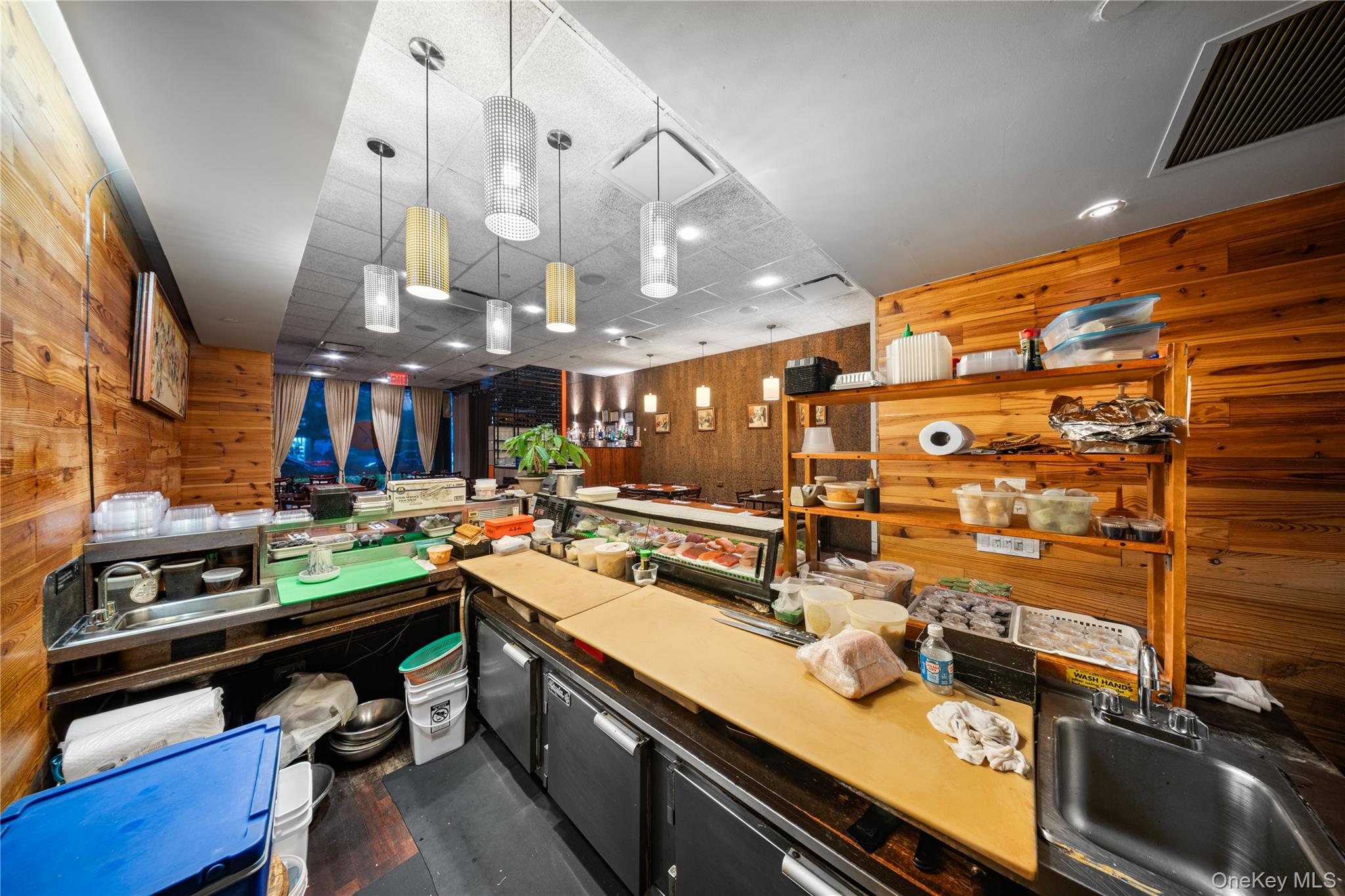 #12 photo, 77 Middle Neck Rd, Great Neck , NY 11021