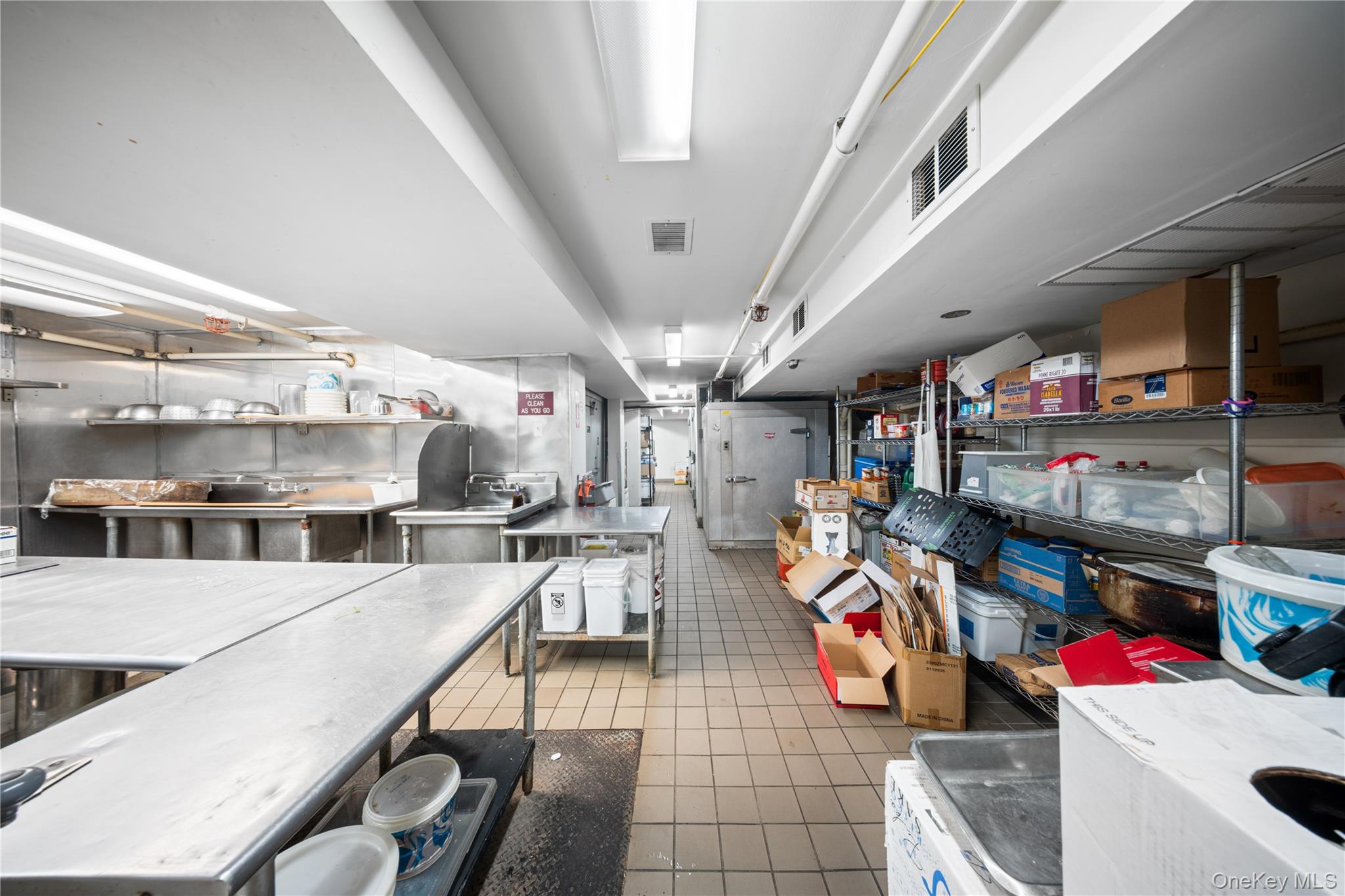 #18 photo, 77 Middle Neck Rd, Great Neck , NY 11021