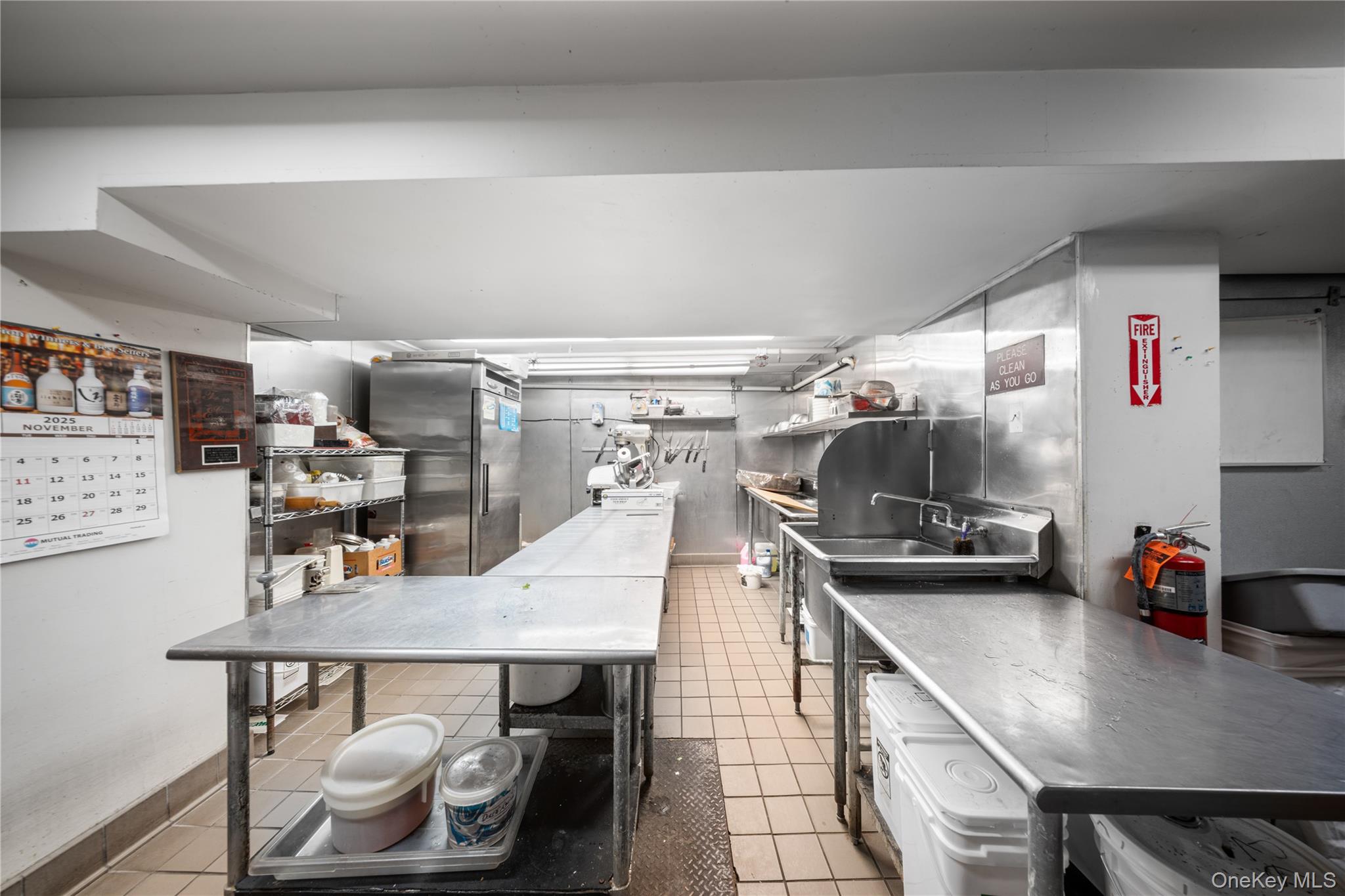 #19 photo, 77 Middle Neck Rd, Great Neck , NY 11021