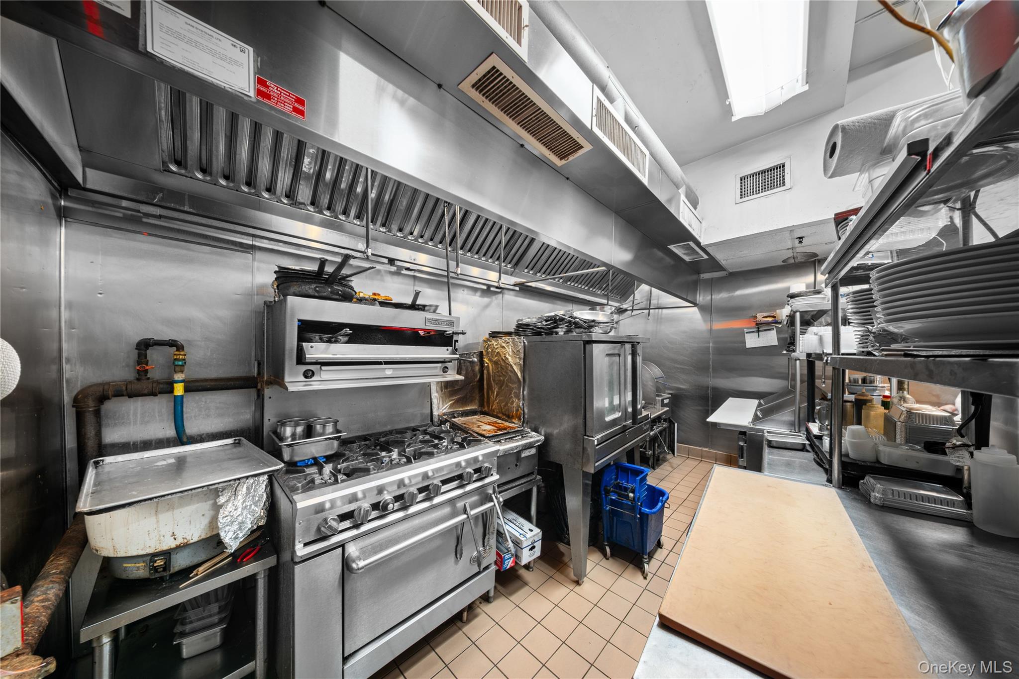 #3 photo, 77 Middle Neck Rd, Great Neck , NY 11021