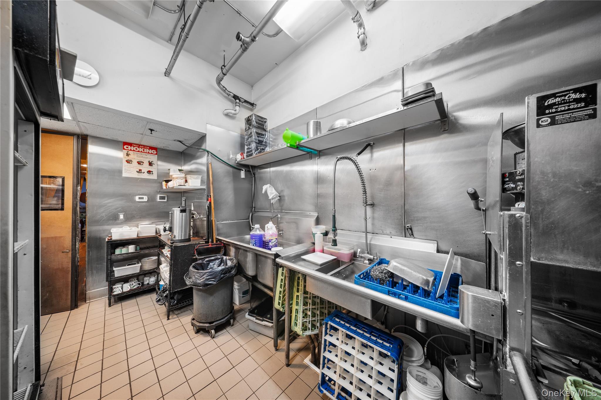 #4 photo, 77 Middle Neck Rd, Great Neck , NY 11021