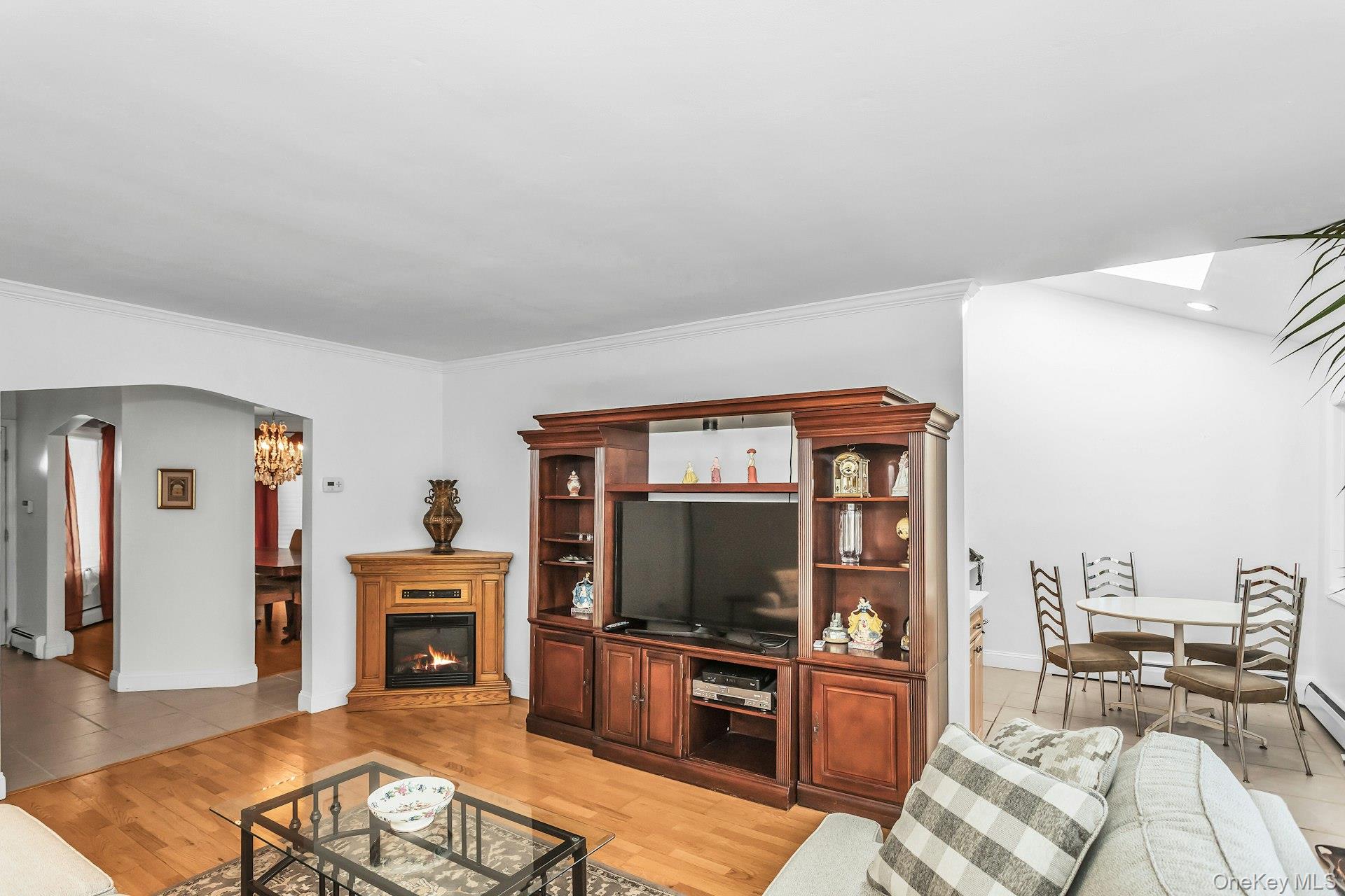 #14 photo, 45 Verleye Avenue, سوفولك East Northport , NY 11731