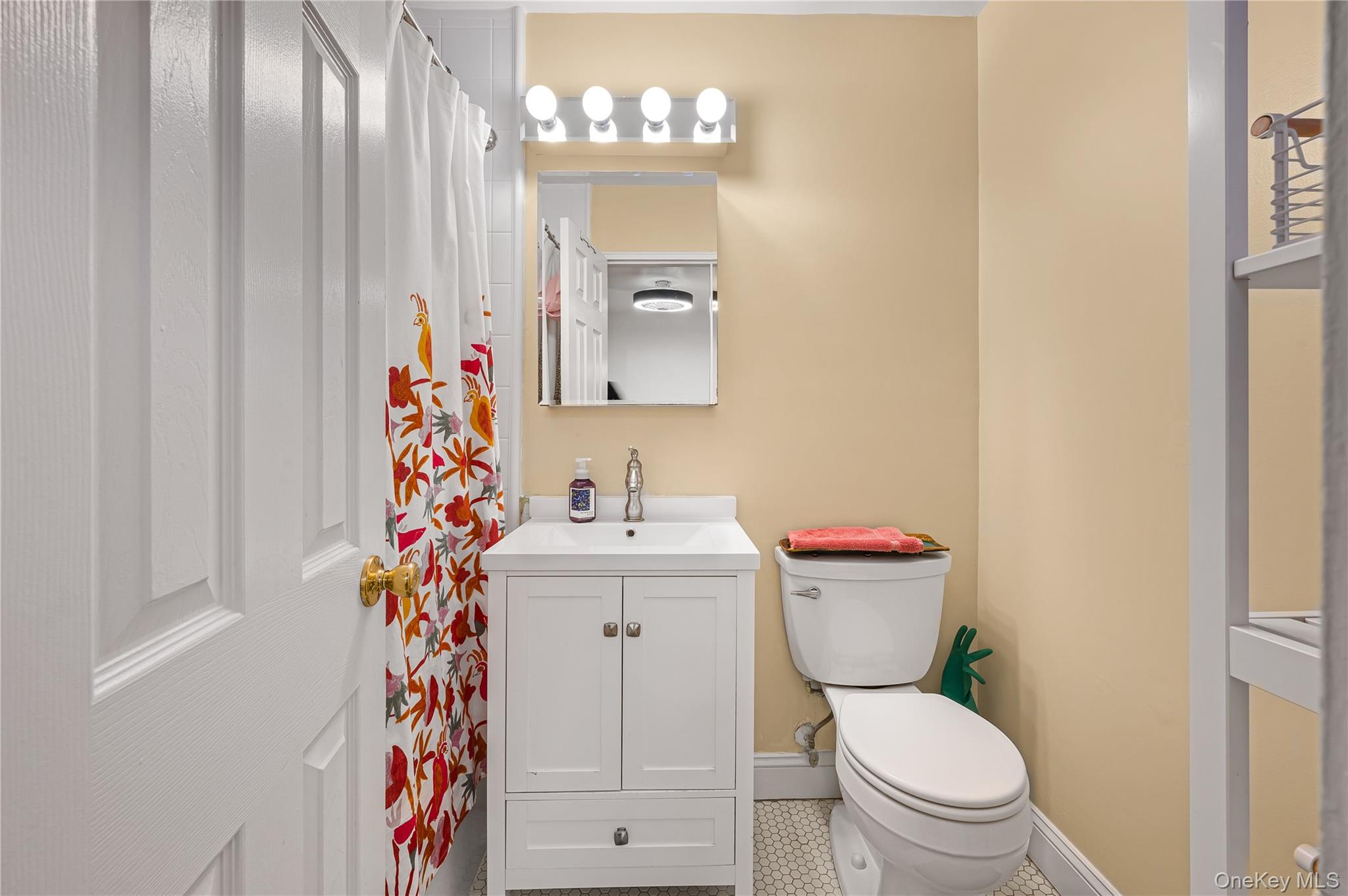 #12 photo, 30 Pearsall Avenue, Glen Cove , NY 11542