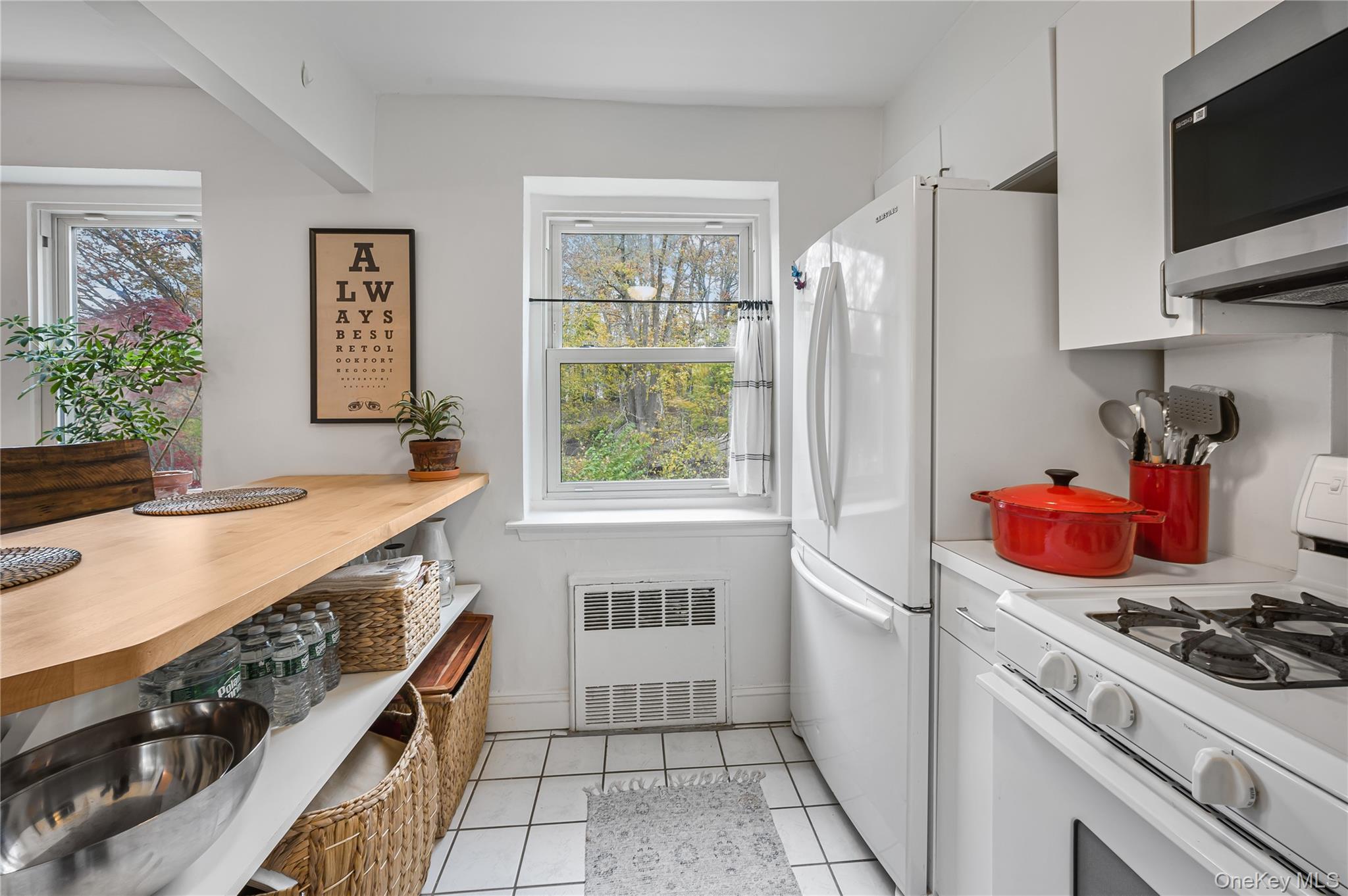 #13 photo, 30 Pearsall Avenue, Glen Cove , NY 11542