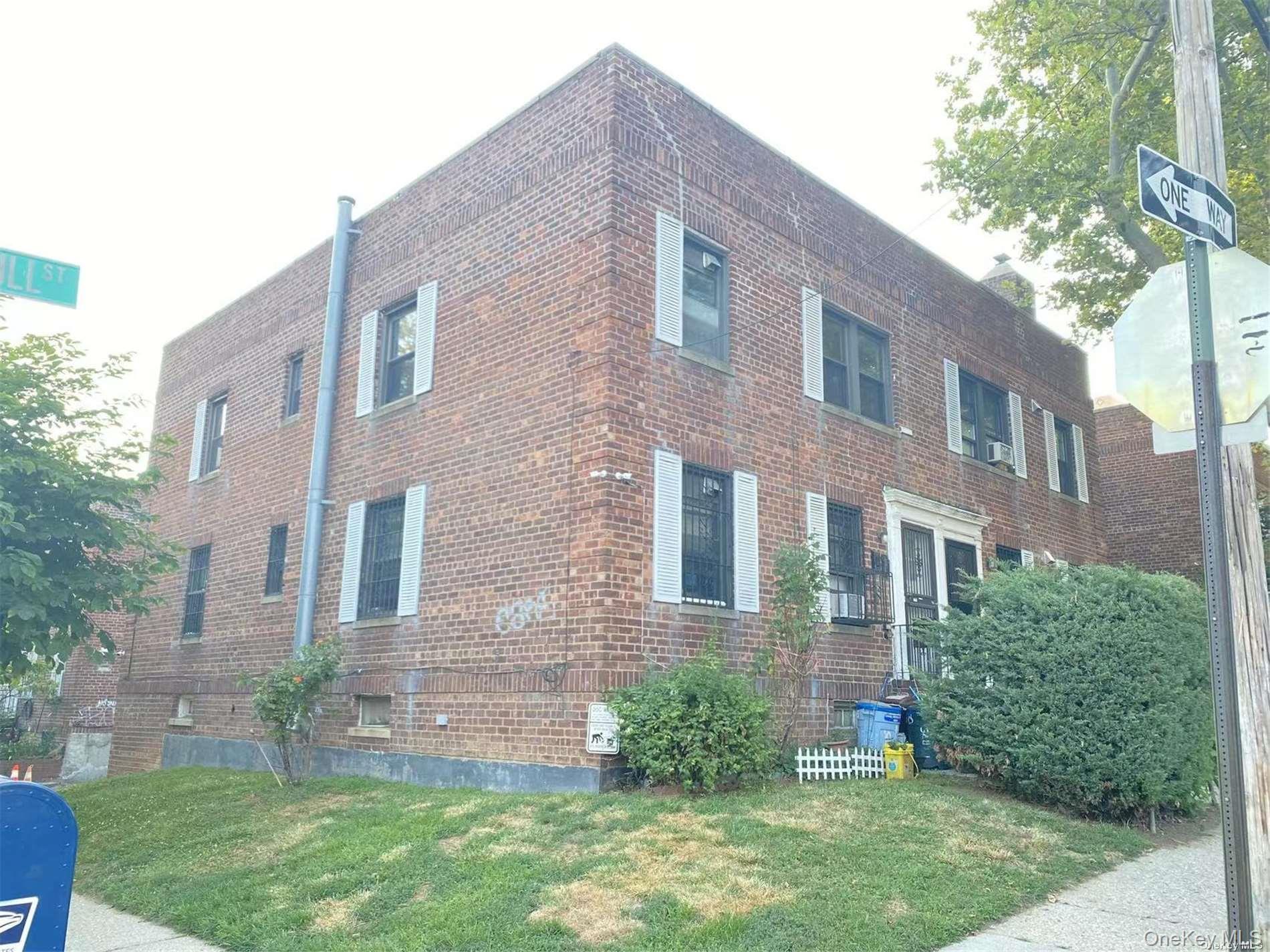 #2 photo, 42-68 Saull Street, Flushing , NY 11355