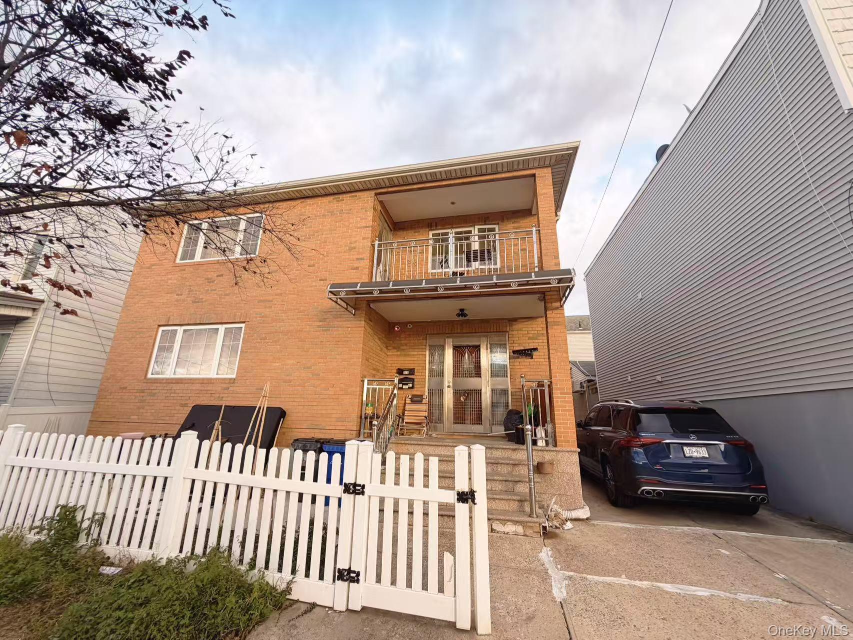 #4 photo, 18-43 119th Street, Flushing , NY 11356