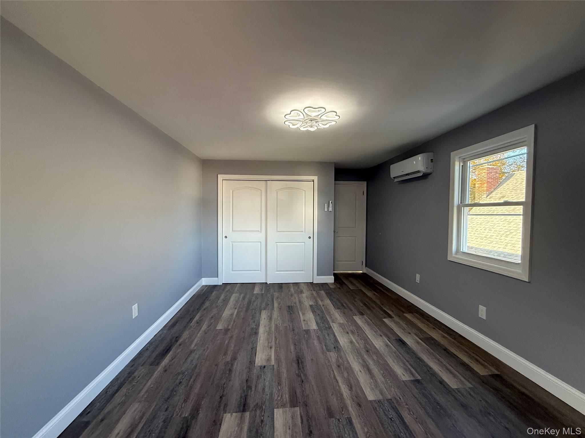 #11 photo, 130-16 233rd, Rosedale , NY 11422