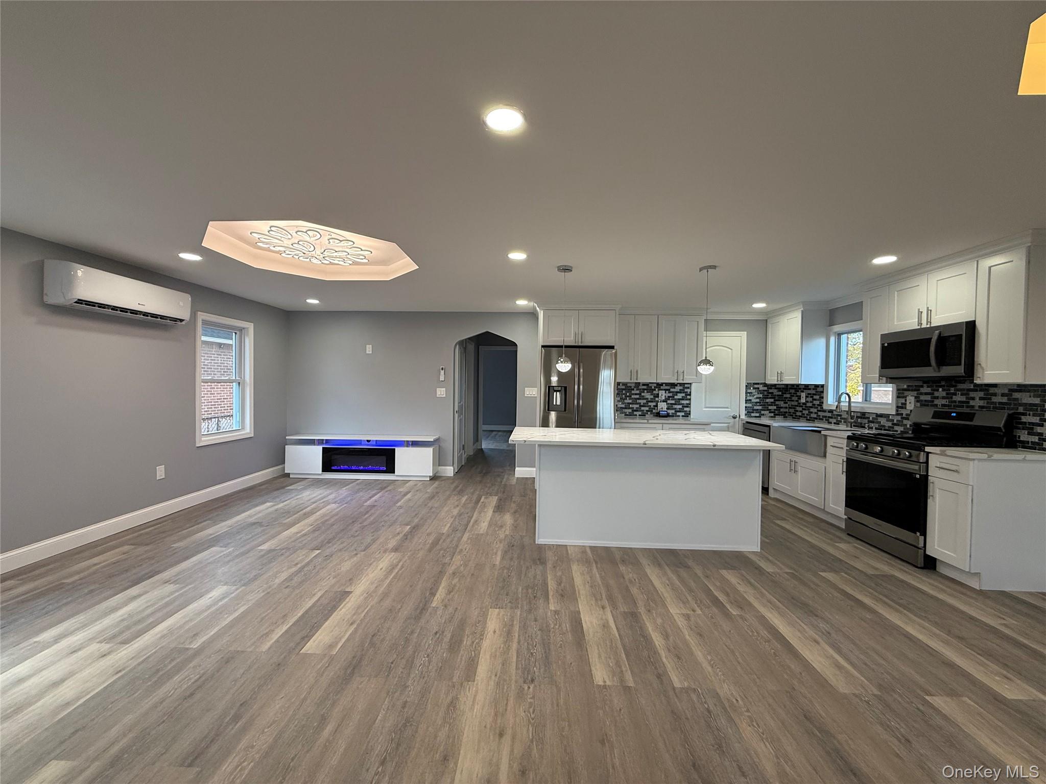 #2 photo, 130-16 233rd, Rosedale , NY 11422