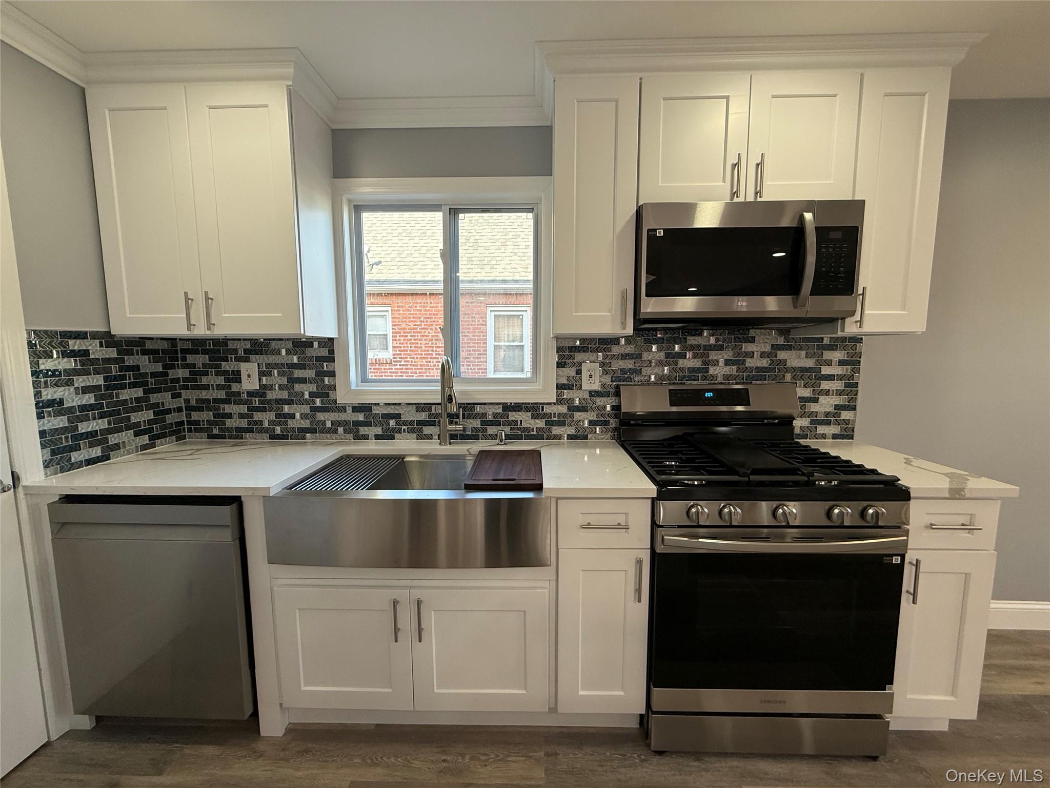 #5 photo, 130-16 233rd, Rosedale , NY 11422