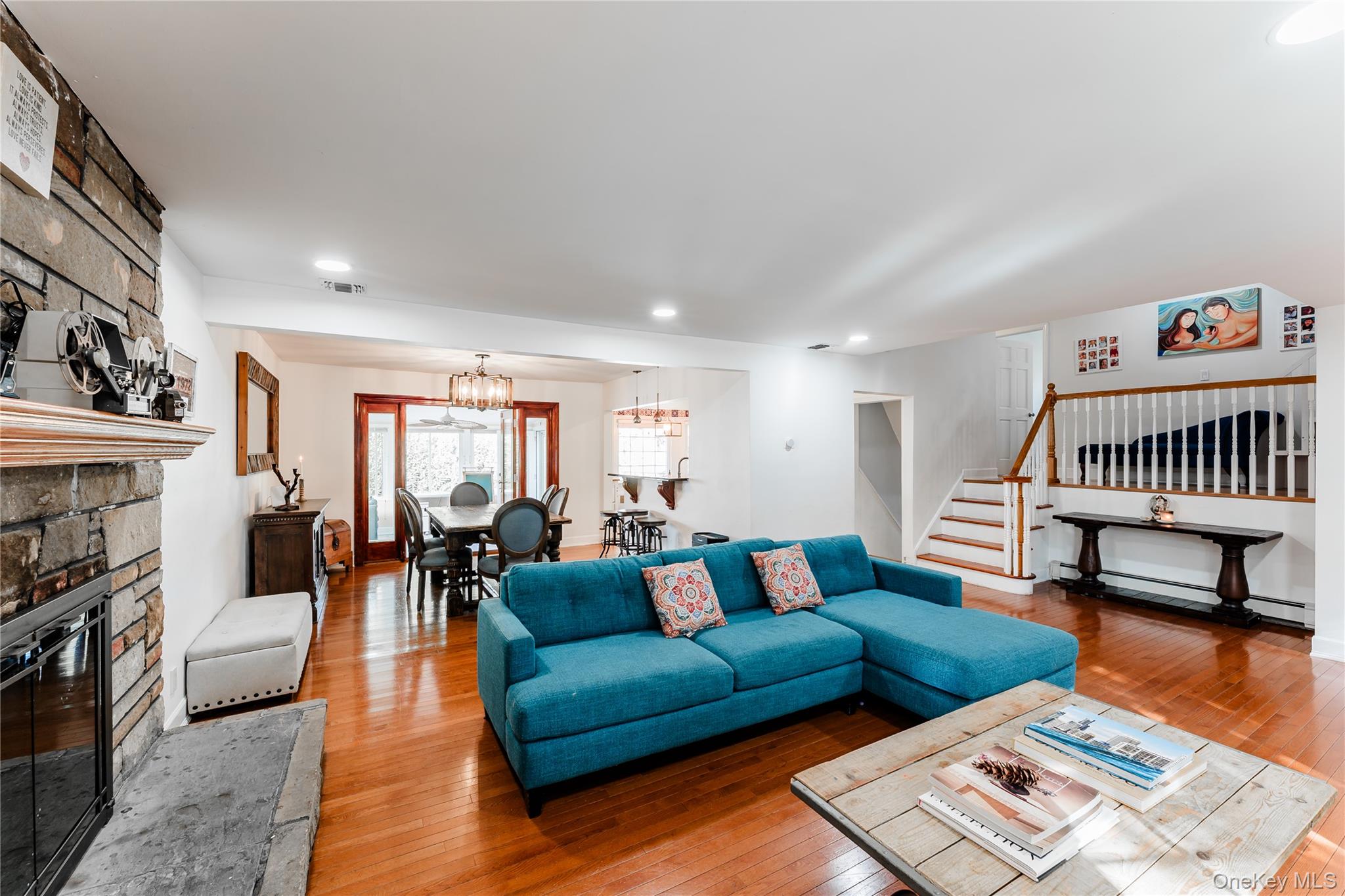 #11 photo, 575 Cornwell Avenue, Malverne , NY 11565