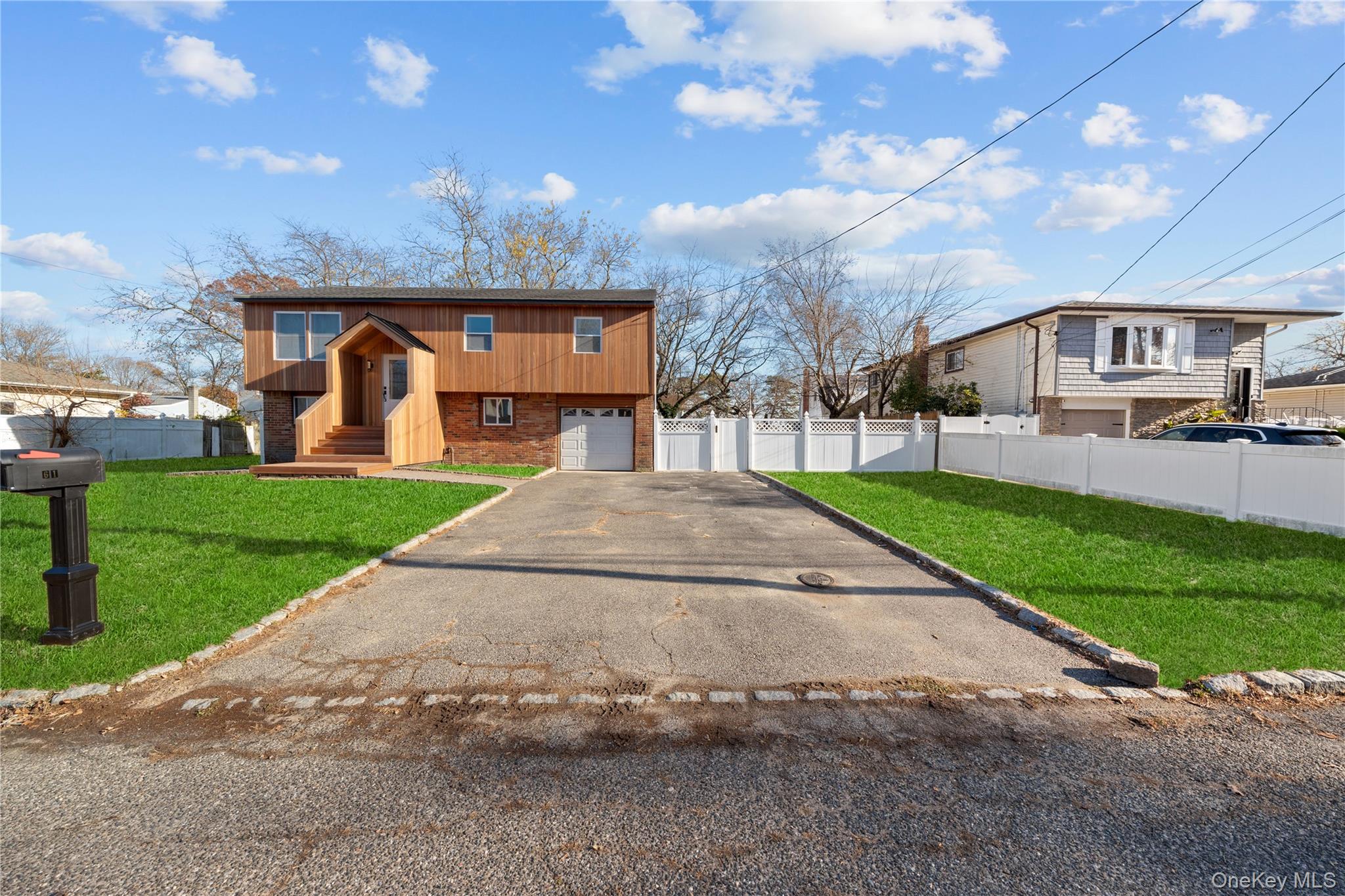 #5 photo, 61 Lincoln Avenue, サフォーク郡 Deer Park , NY 11729