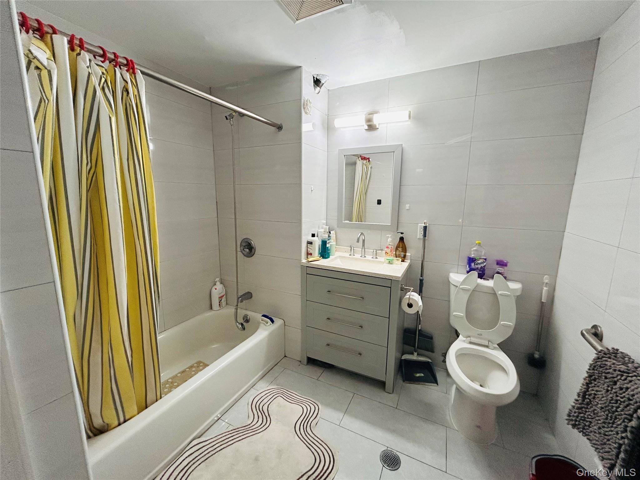 #4 photo, 13216 Maple Avenue, Flushing , NY 11355